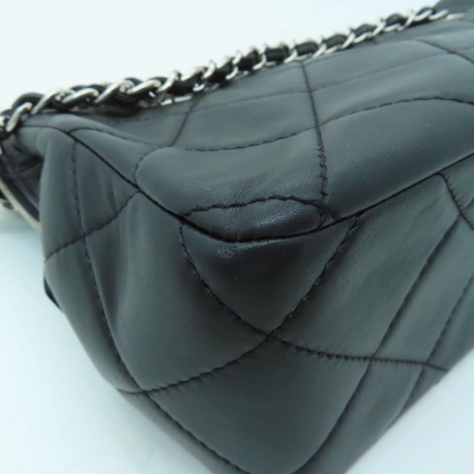 CHANEL 菱格牛皮皮革Shoulder Bag銀扣肩背袋黑色