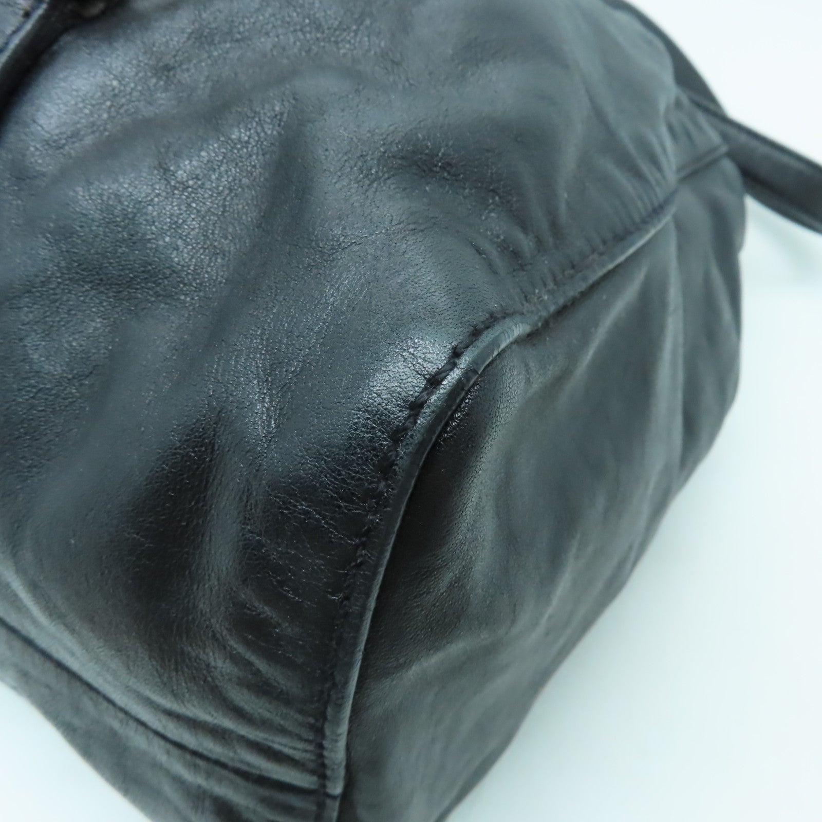 Miu Miu 牛皮皮革2 Way Shoulder金扣手挽肩背兩用袋黑色