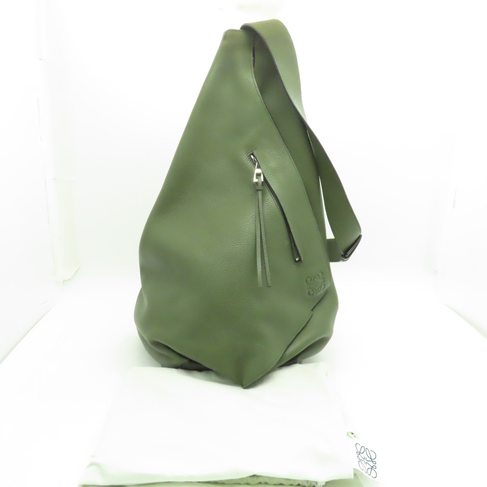 LOEWE 牛皮皮革Hand Bag銀扣肩背袋綠色