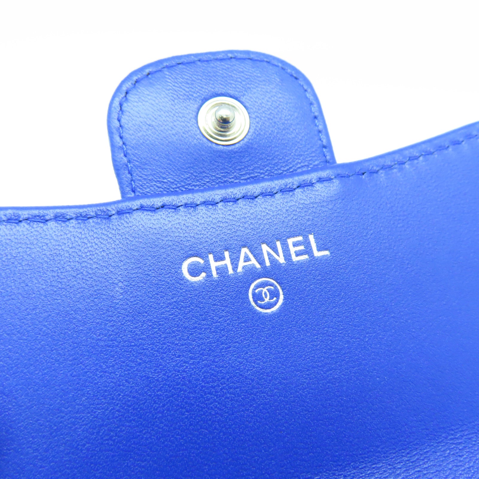 CHANEL rhombic cowhide leather Wallet silver buckle wallet blue