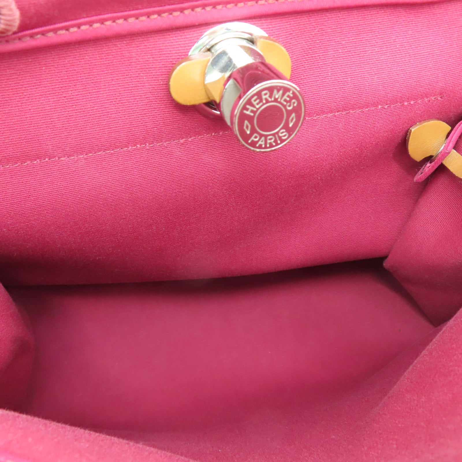 HERMES Toile皮革Herbag PM银扣手挽肩背两用袋宝石红色