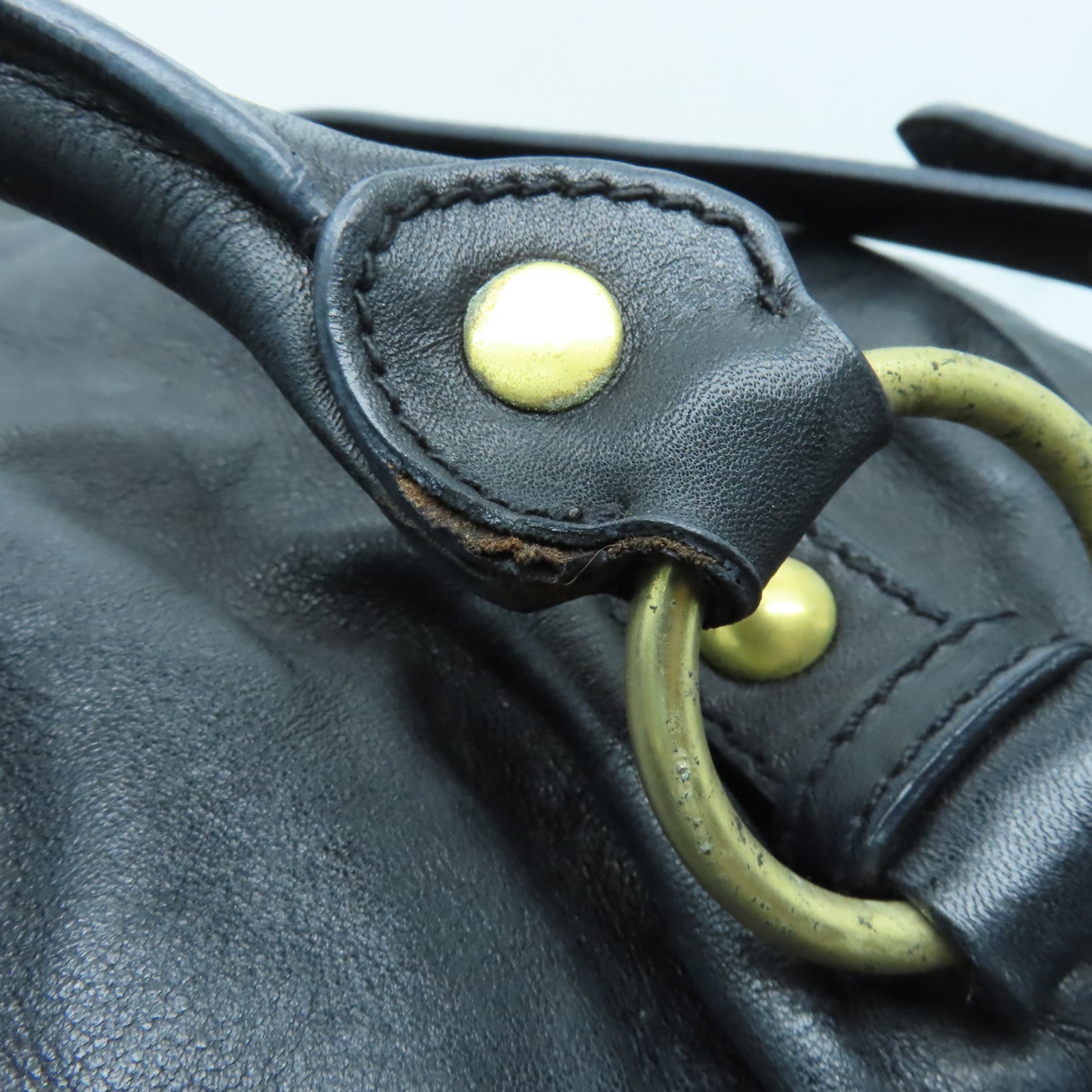 Miu Miu 牛皮皮革2 Way Shoulder金扣手挽肩背兩用袋黑色