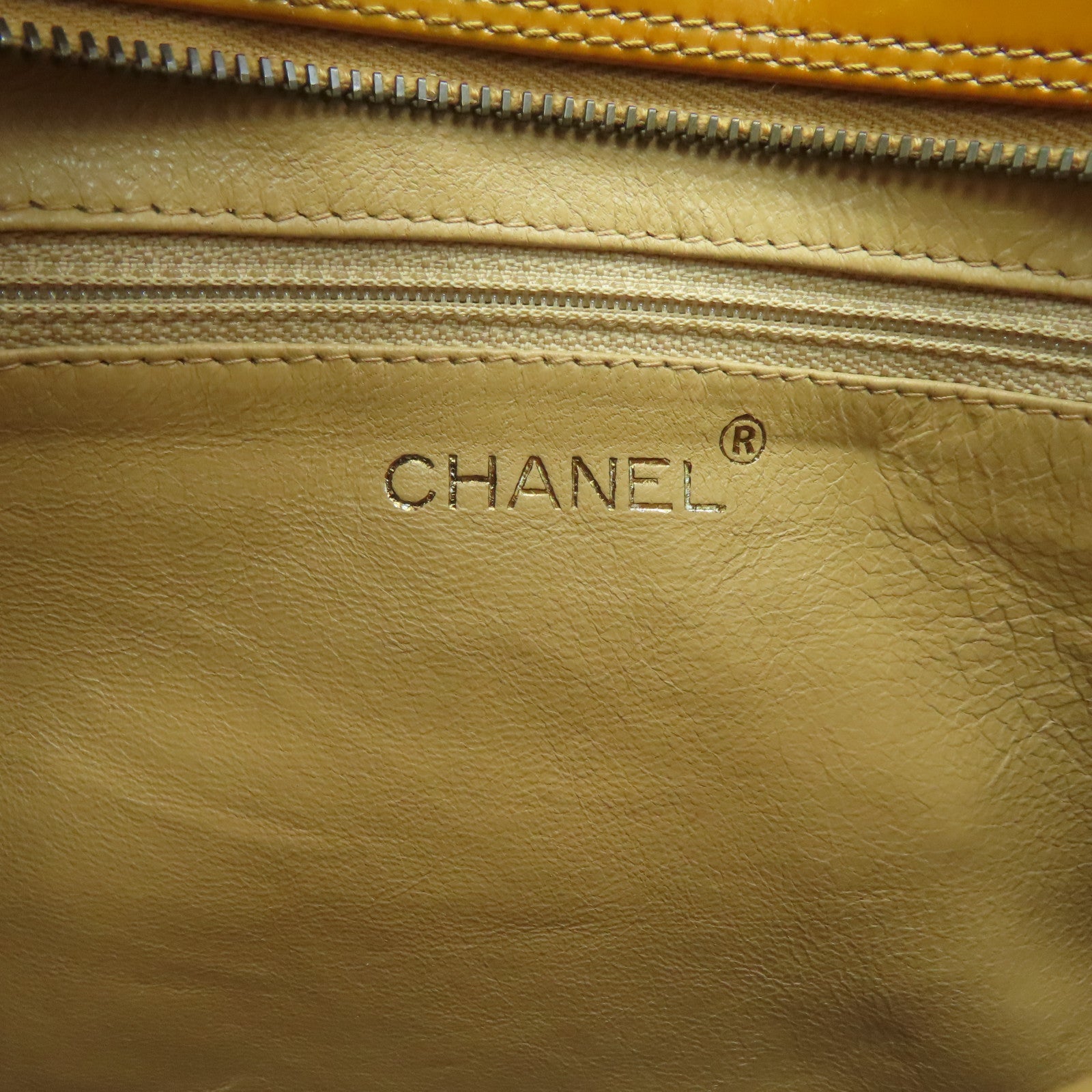 CHANEL 【激减优惠】菱格漆皮皮革Vintage Handbag手提袋黄色