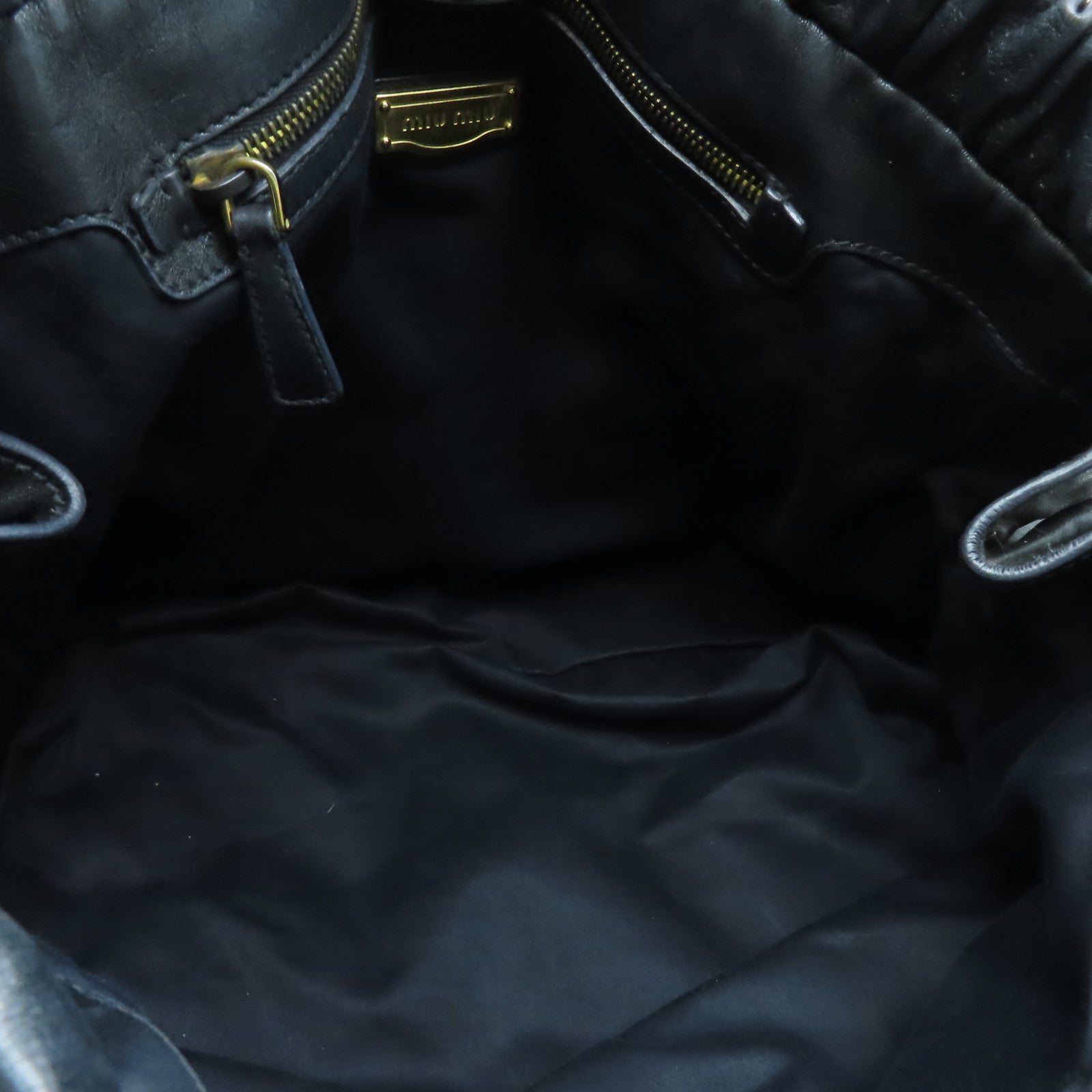 Miu Miu 牛皮皮革2 Way Shoulder金扣手挽肩背兩用袋黑色