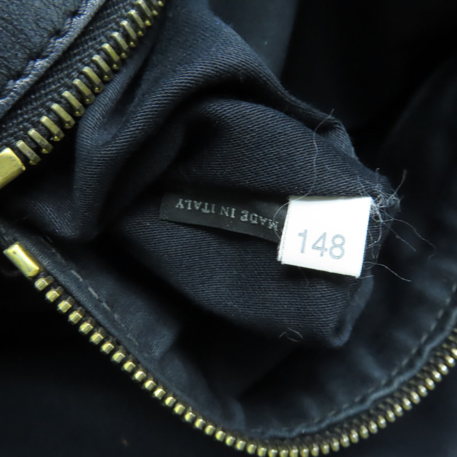 Miu Miu 牛皮皮革2 Way Shoulder金扣手挽肩背兩用袋黑色