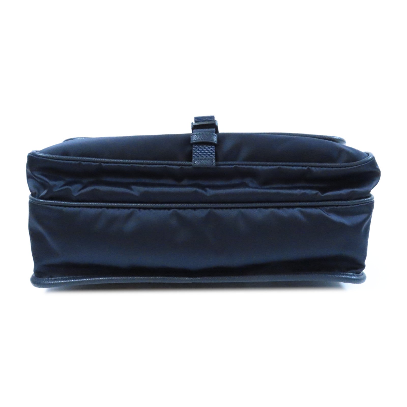 PRADA 尼龍Shoulder Bag銀扣肩背袋黑色