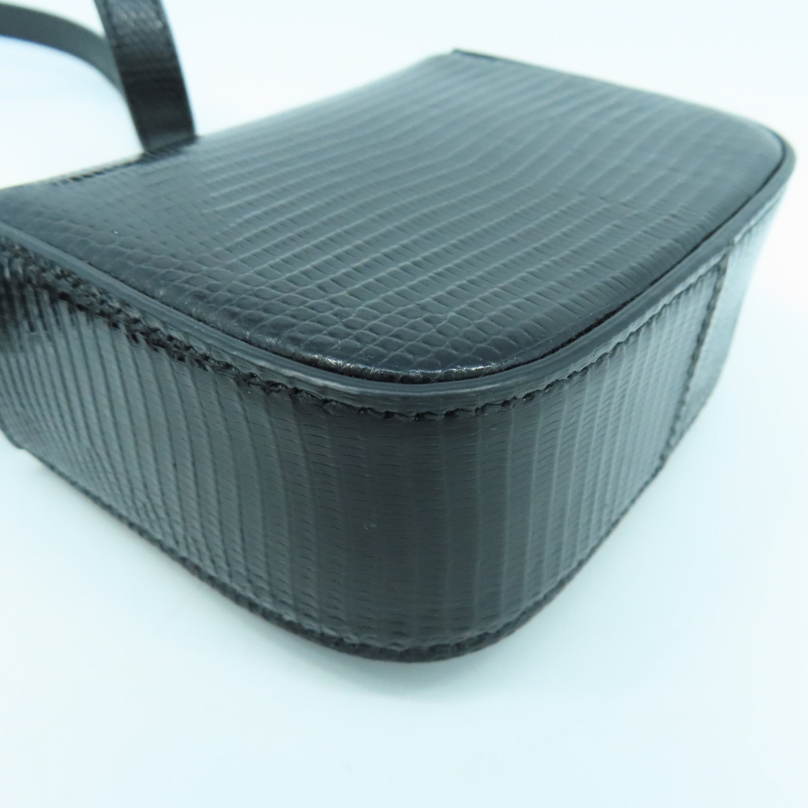 CELINE 牛皮皮革Shoulder Bag金扣肩背袋黑色