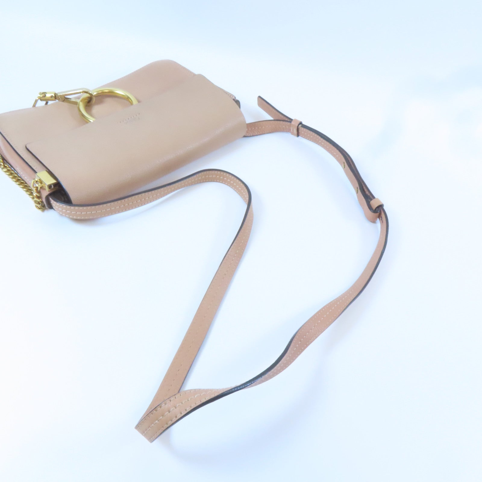 Chloe 牛皮皮革Shoulder Bag金扣肩背袋米色