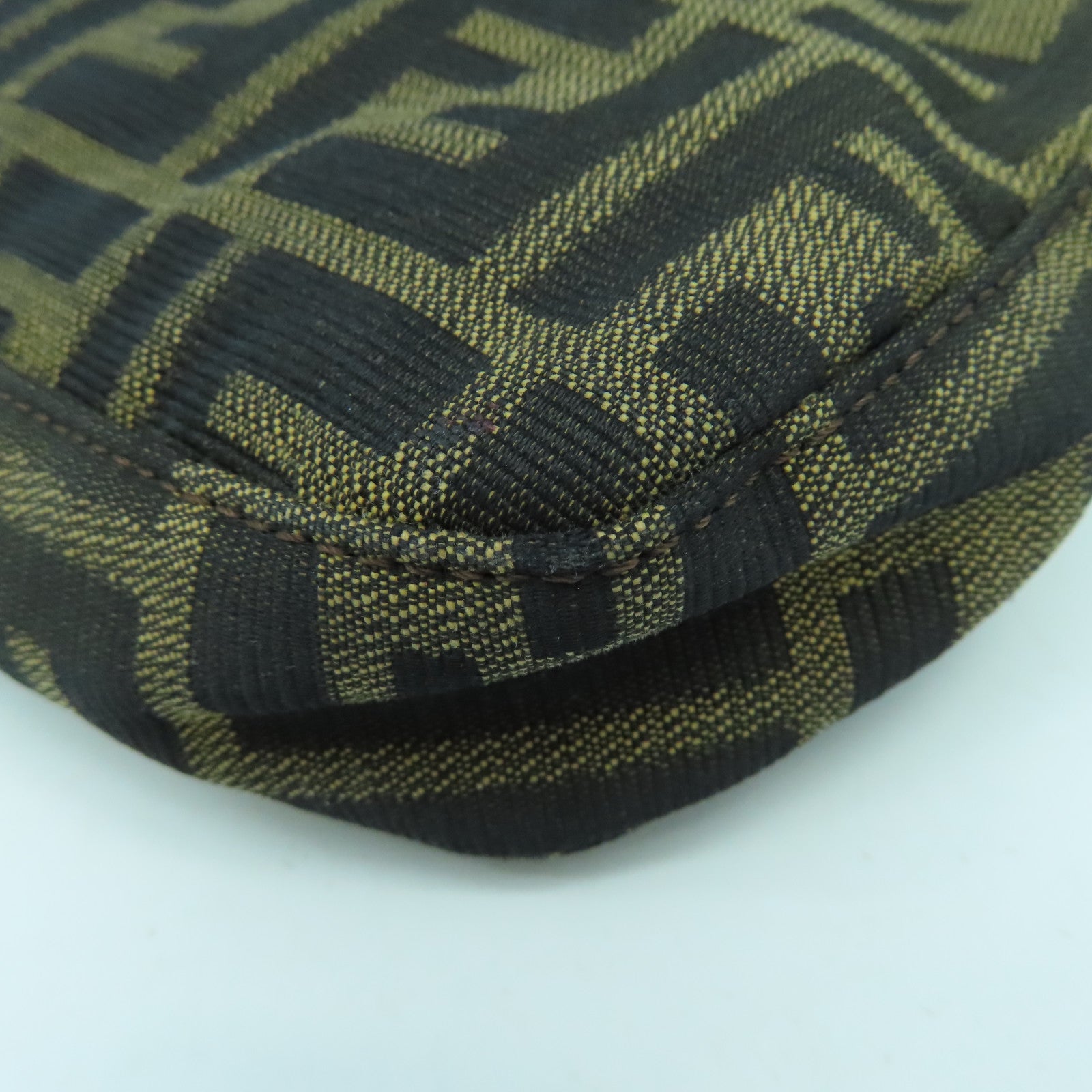 FENDI 帆布Hand Bag銀扣手挽袋啡色