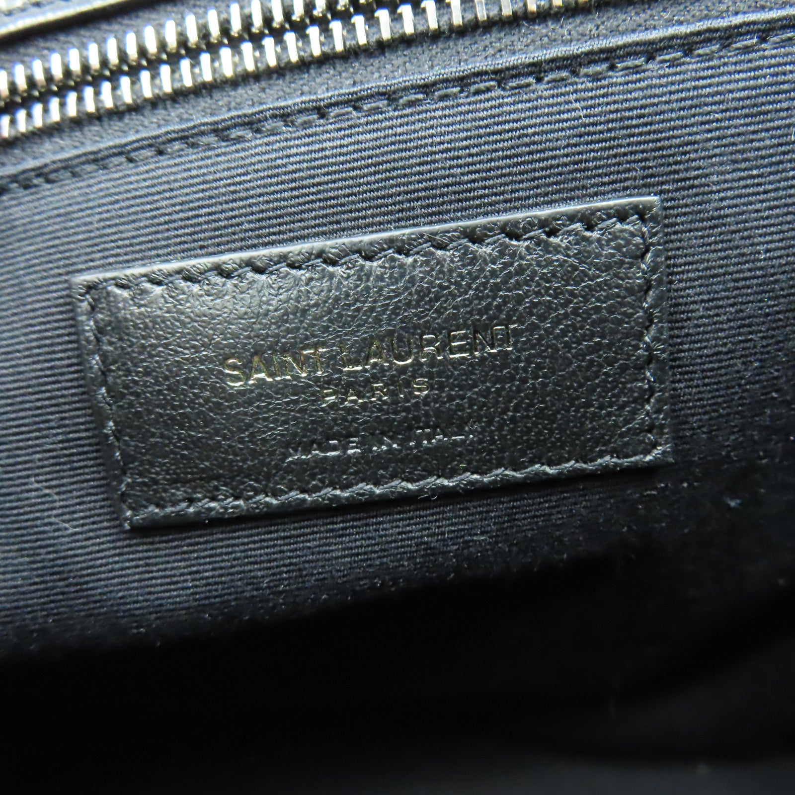 YVES SAINT LAURENT 斜紋牛皮皮革Niki Medium銀扣鏈帶肩背袋黑色