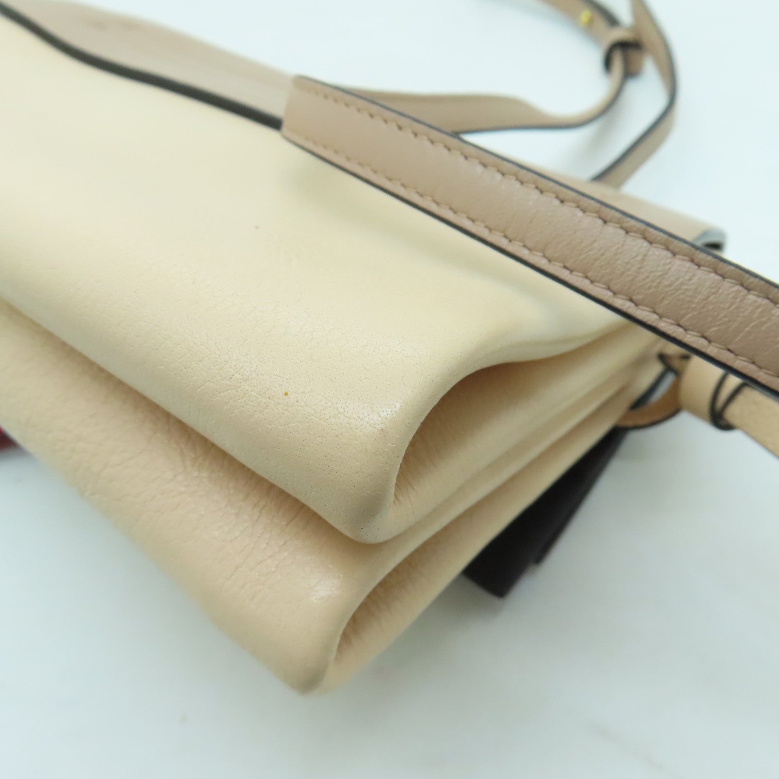 Valentino 【激減優惠】牛皮皮革Shoulder Bag金扣肩背袋淺褐色/紅色/黑色