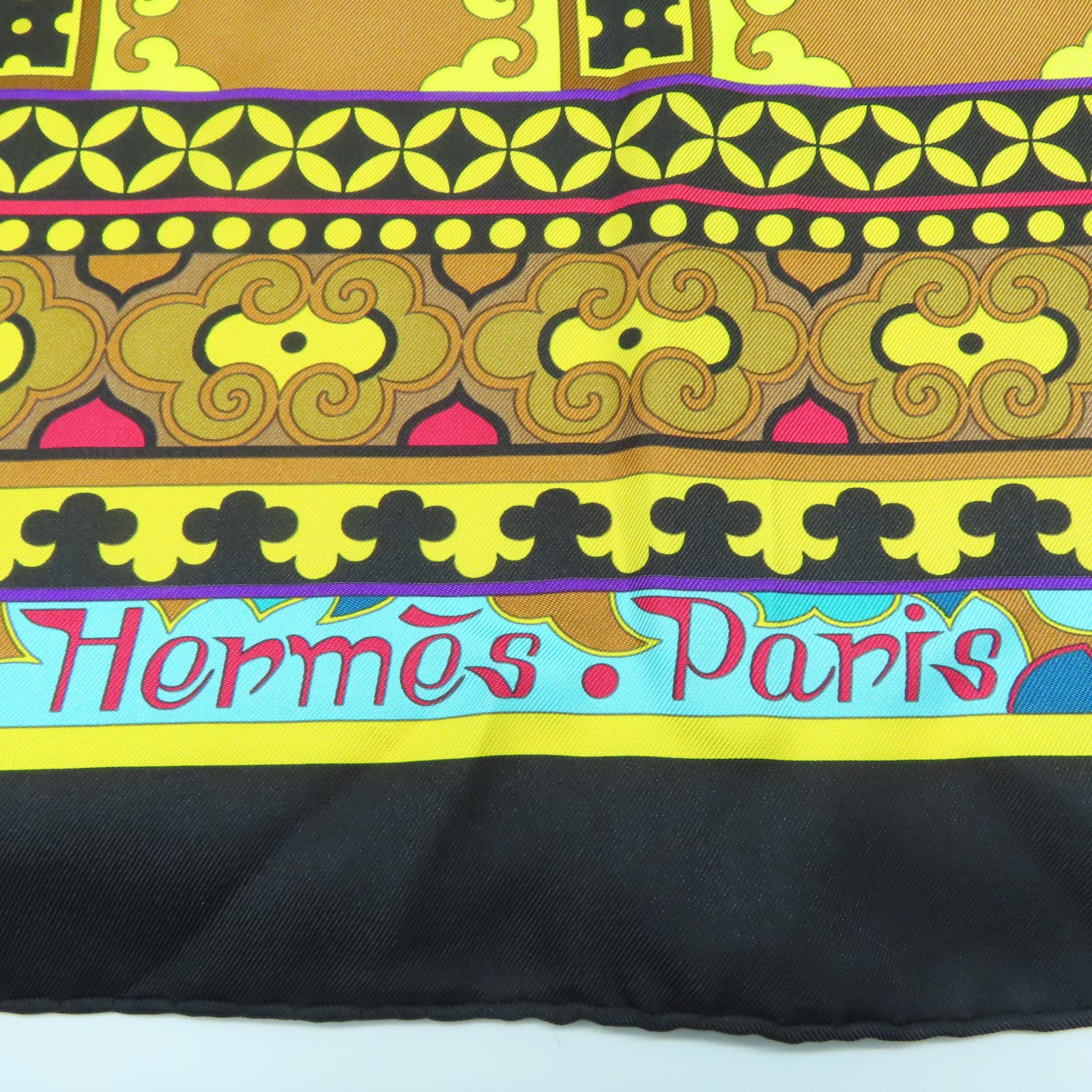 HERMES 丝质Scarf 90x90丝巾黑色黄色彩色