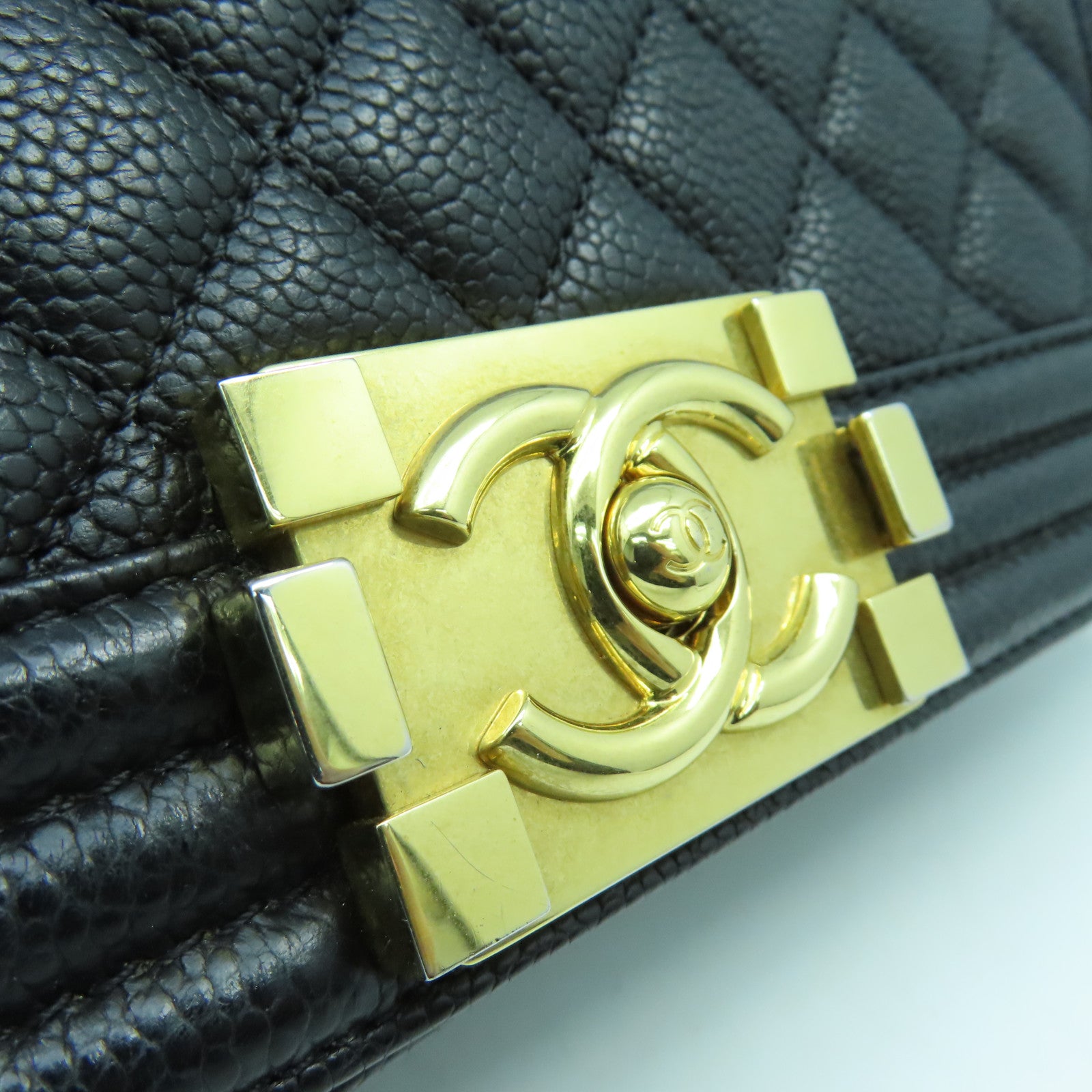 CHANEL 菱格Caviar皮革Boy Chain Shoulder金扣鏈帶肩背袋黑色