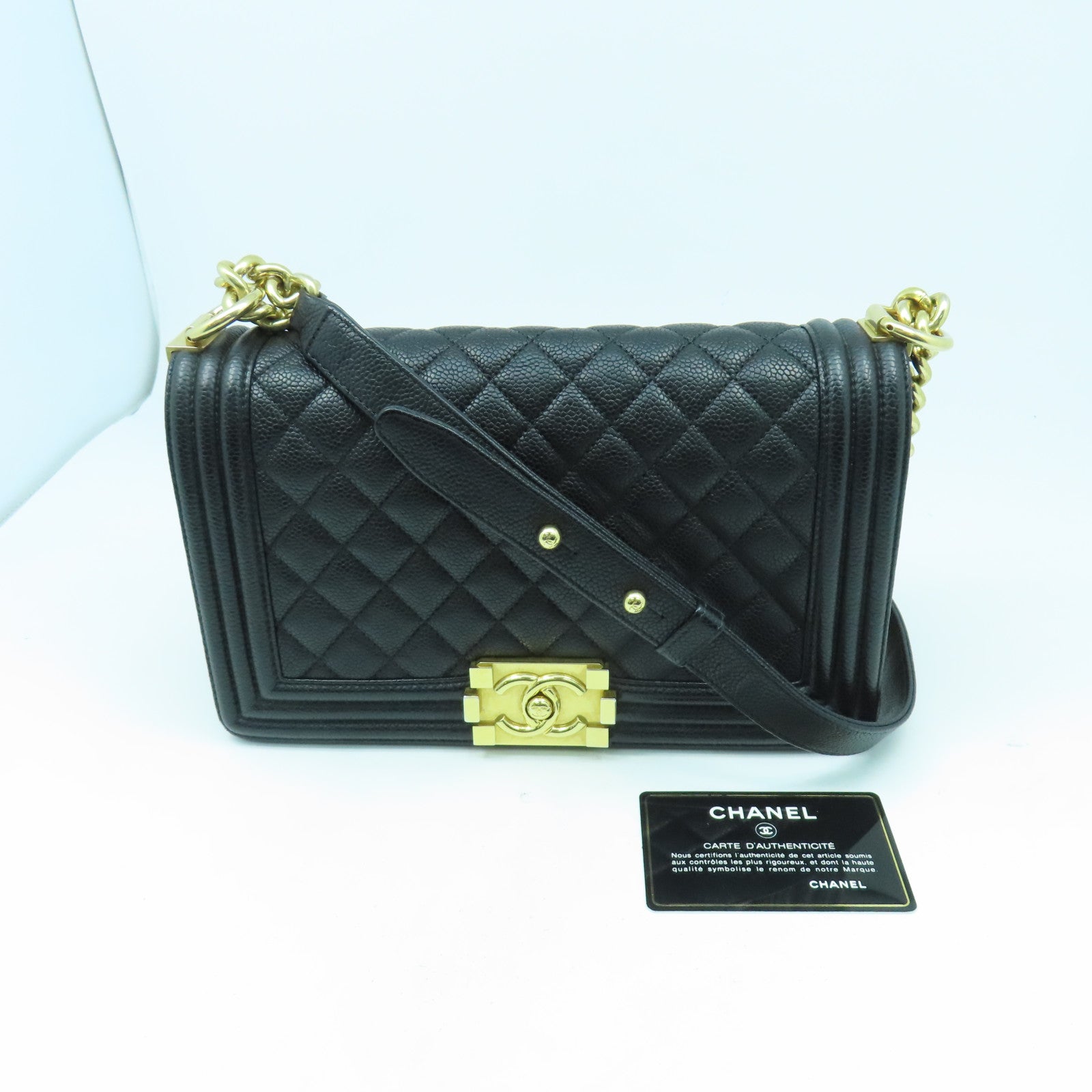 CHANEL 菱格Caviar皮革Boy Chain Shoulder金扣鏈帶肩背袋黑色
