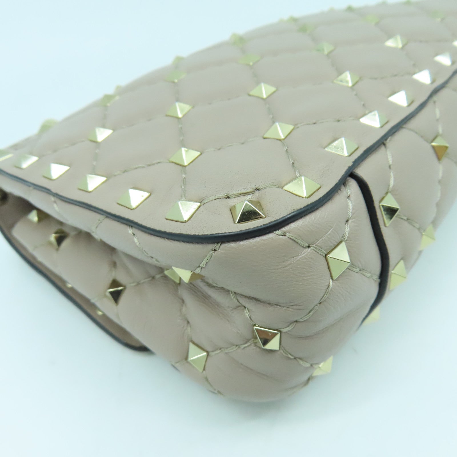 Valentino 羊皮皮革Rockstud Bag金扣手挽肩背兩用袋米色