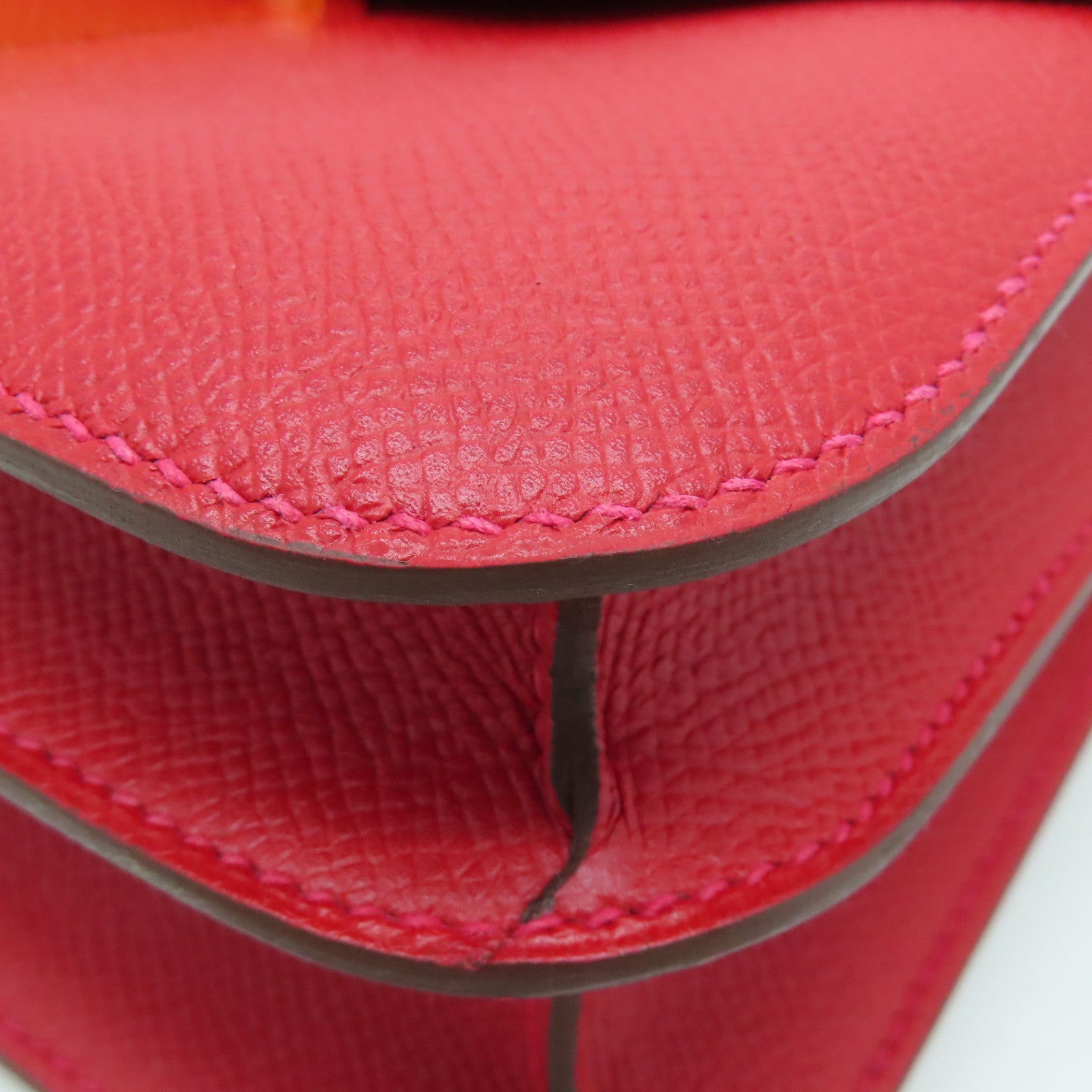 HERMES Veau Epsom皮革Constance 24金扣肩背袋Rouge Tomate红色