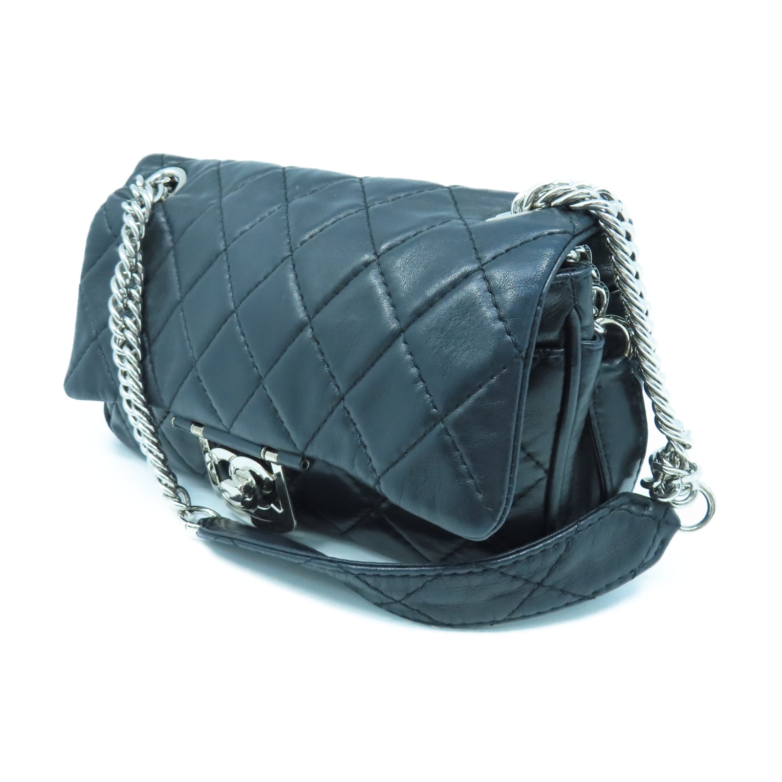 CHANEL 菱格牛皮皮革Shoulder Bag銀扣鏈帶肩背袋黑色
