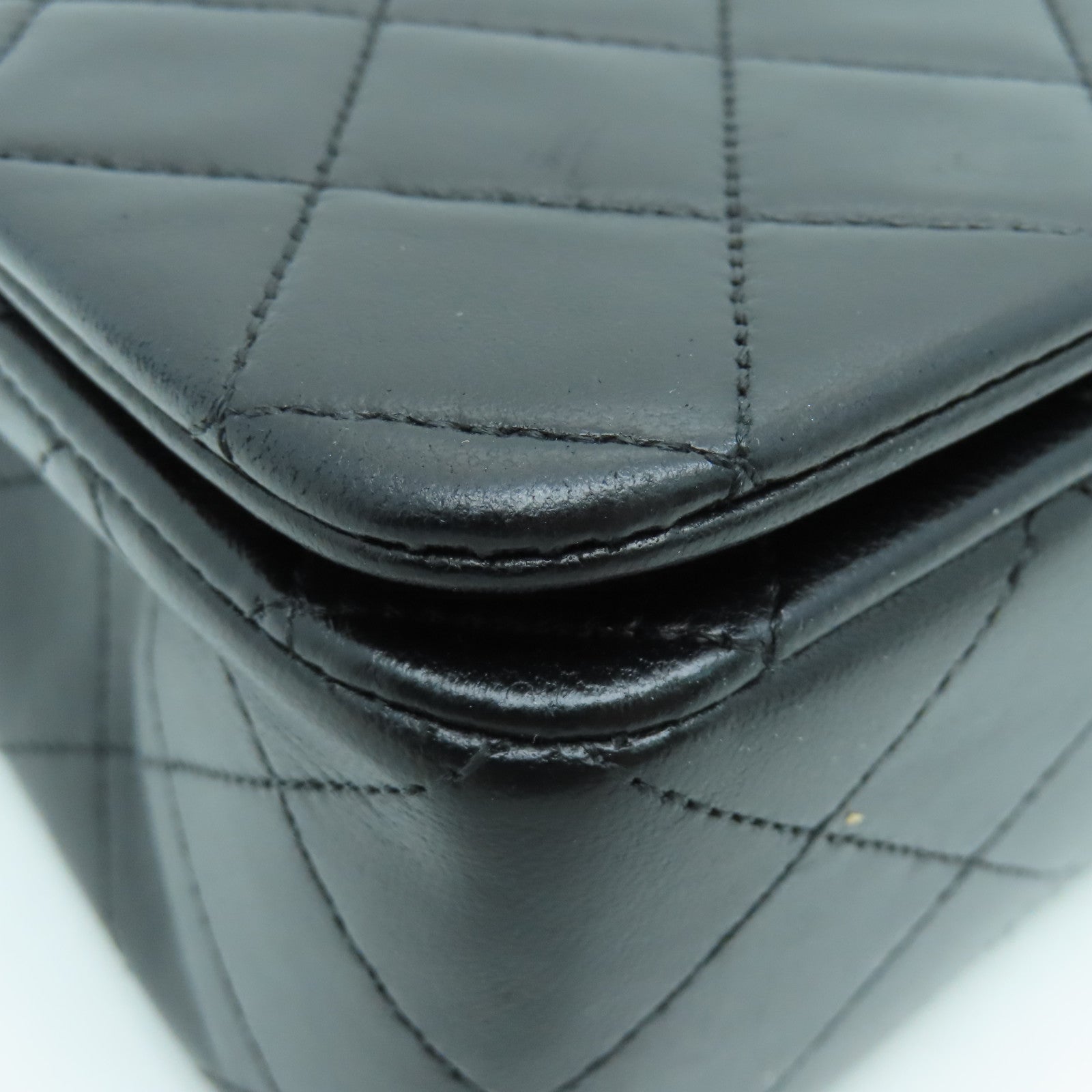 CHANEL 菱格羊皮皮革Chain Shoulder Bag金扣链带肩背袋黑色