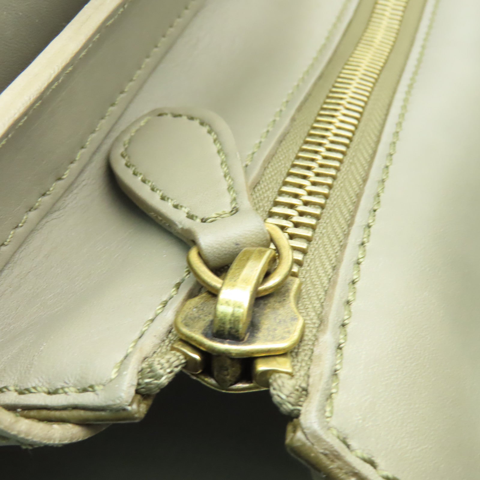 CELINE 牛皮皮革Mini Luggage金扣手挽袋灰色