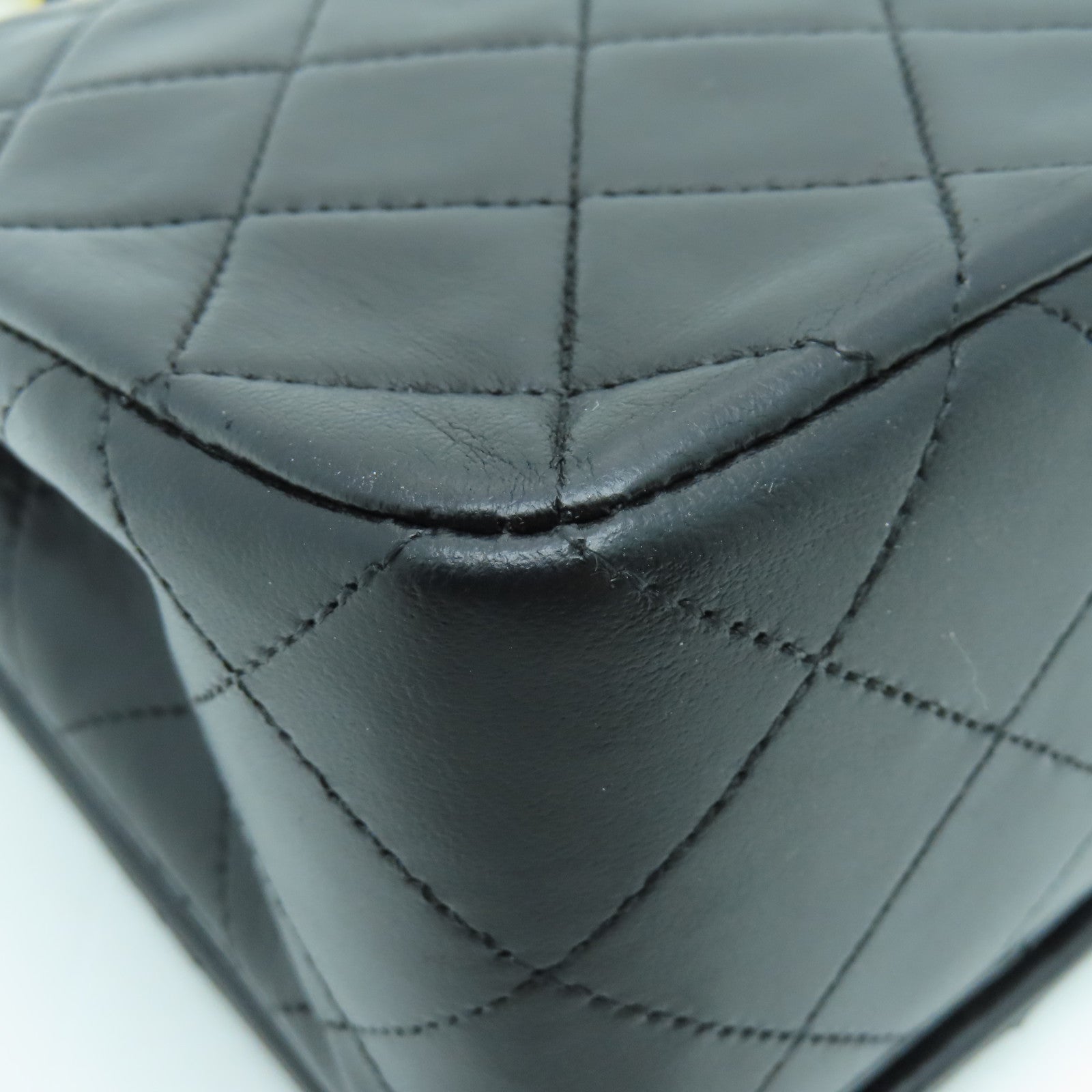 CHANEL 菱格羊皮皮革Chain Shoulder Bag金扣链带肩背袋黑色