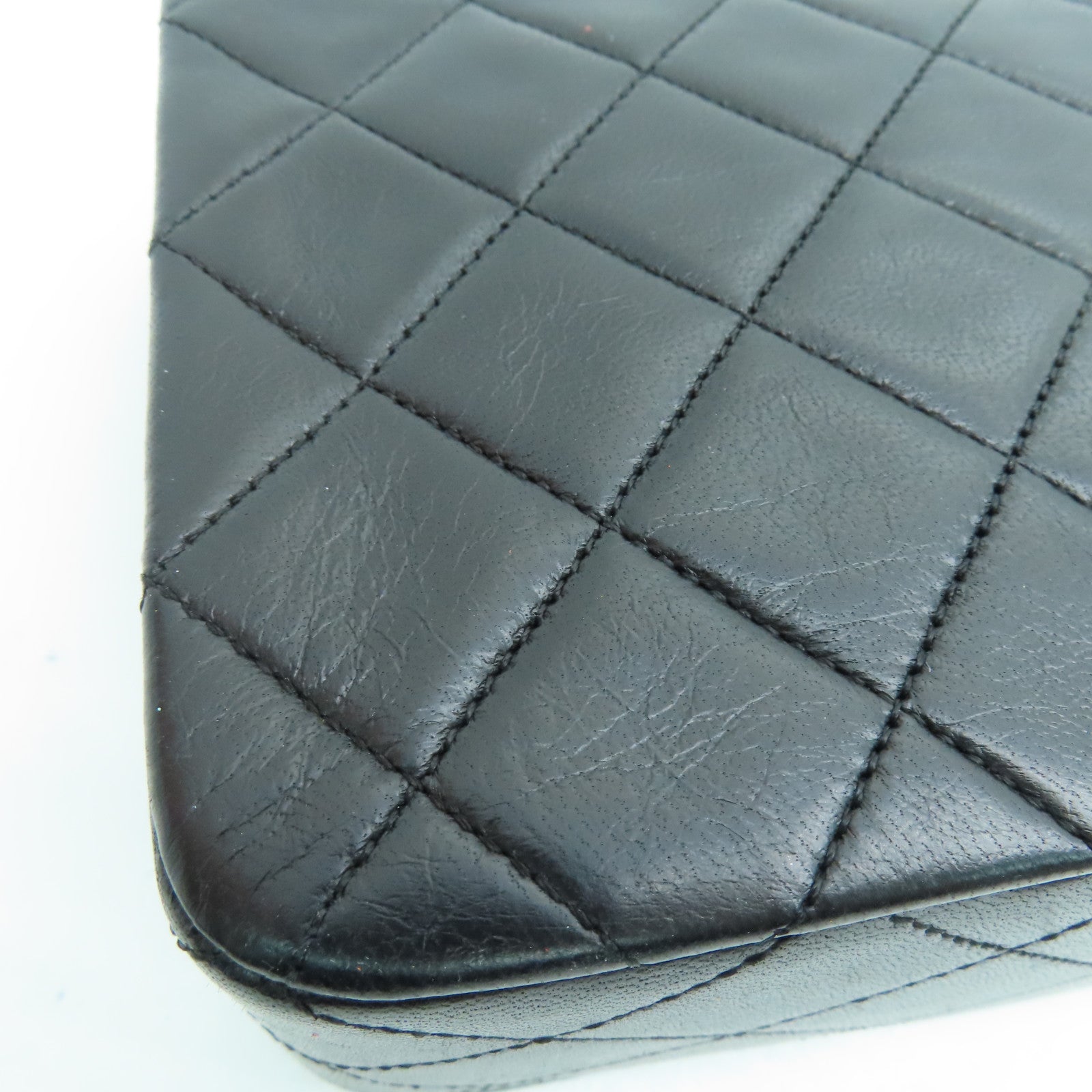 CHANEL 菱格羊皮皮革Chain Shoulder金扣肩背袋黑色