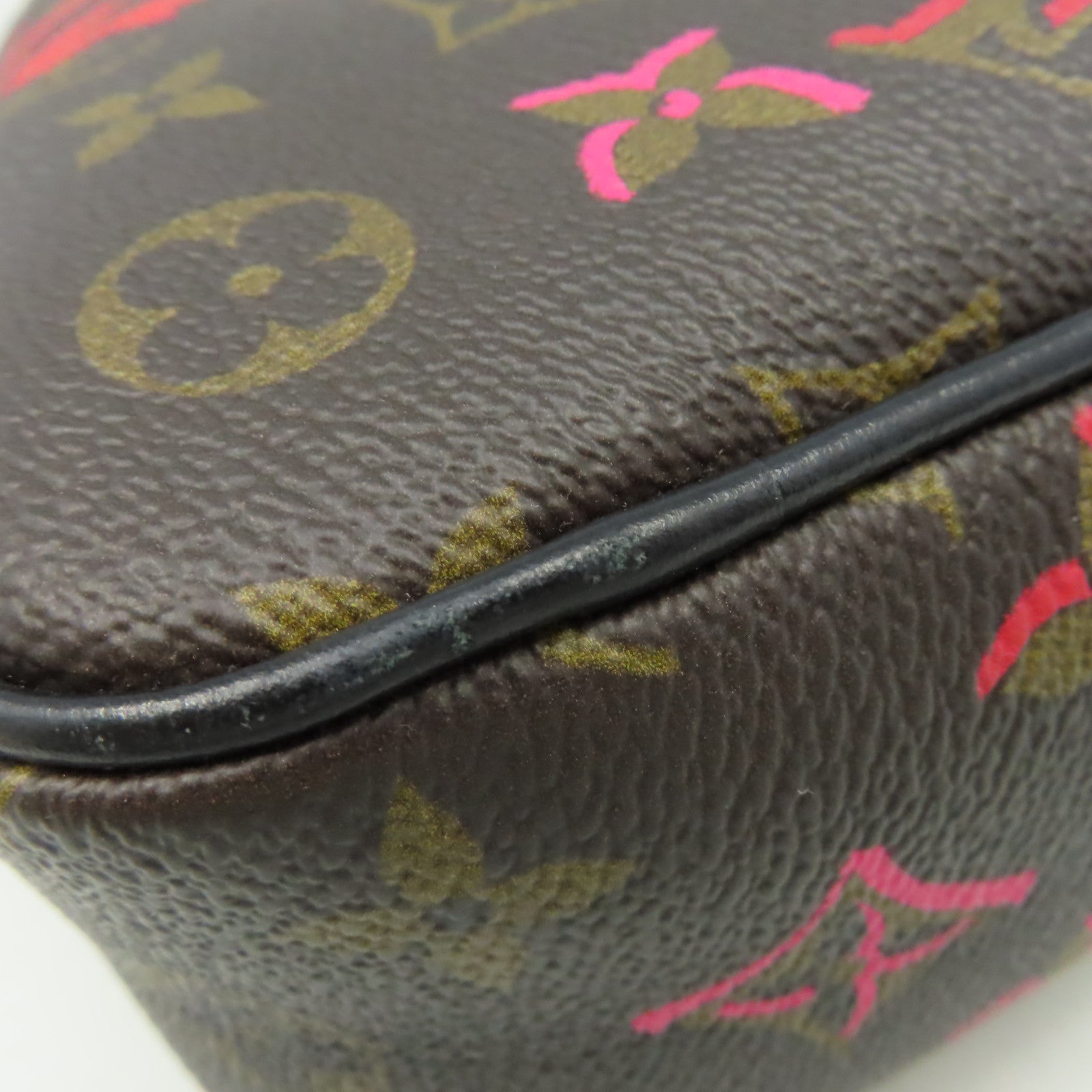 LOUIS VUITTON Monogram Game On Coeur Shoulder Bag肩背袋啡色