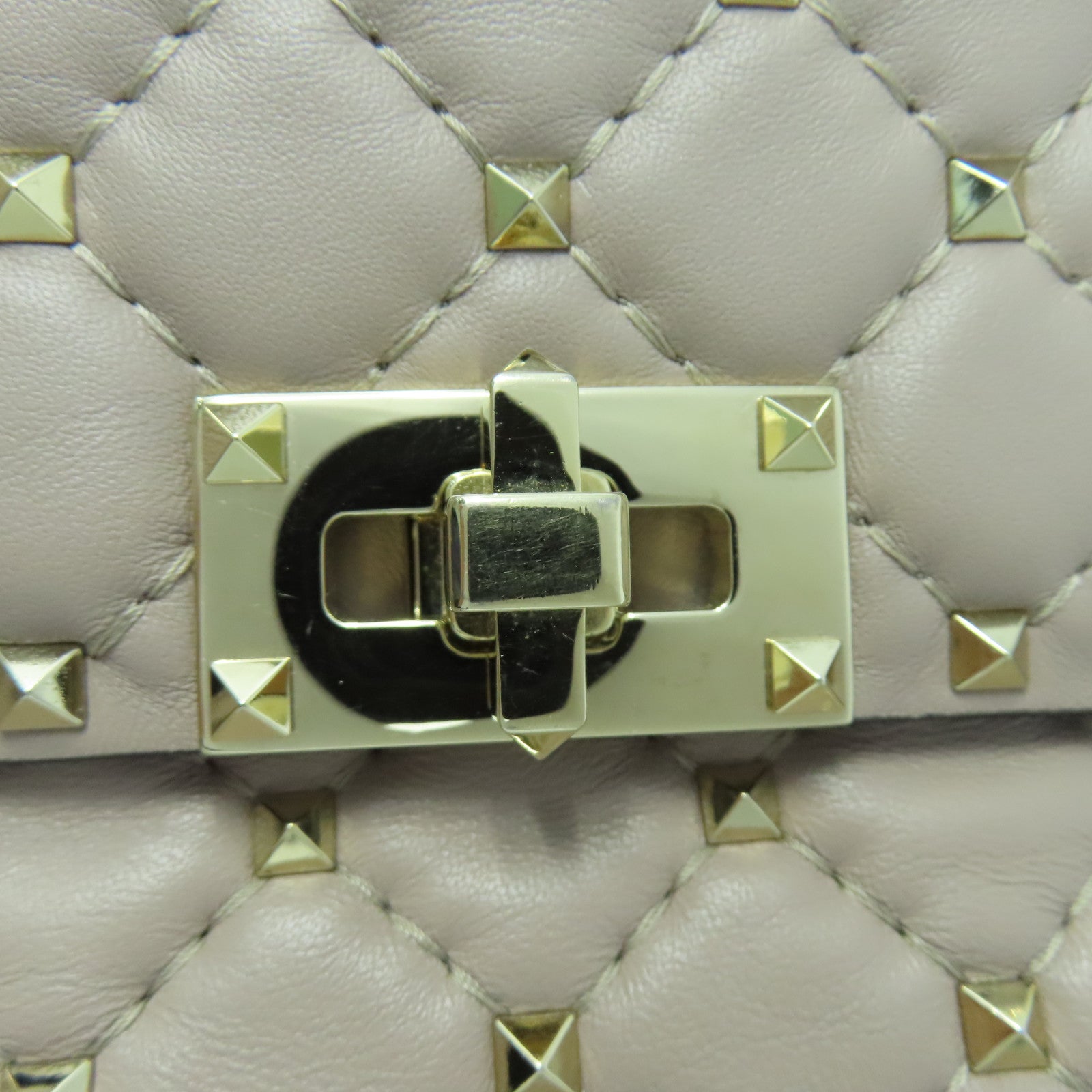 Valentino 羊皮皮革Rockstud Bag金扣手挽肩背兩用袋米色