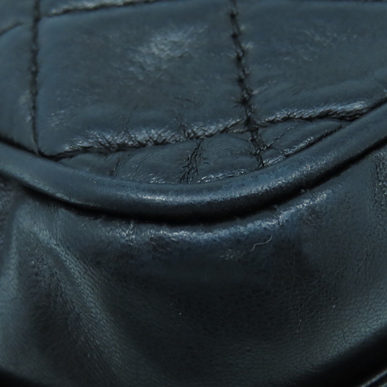CHANEL 菱格牛皮皮革Shoulder Bag銀扣鏈帶肩背袋黑色