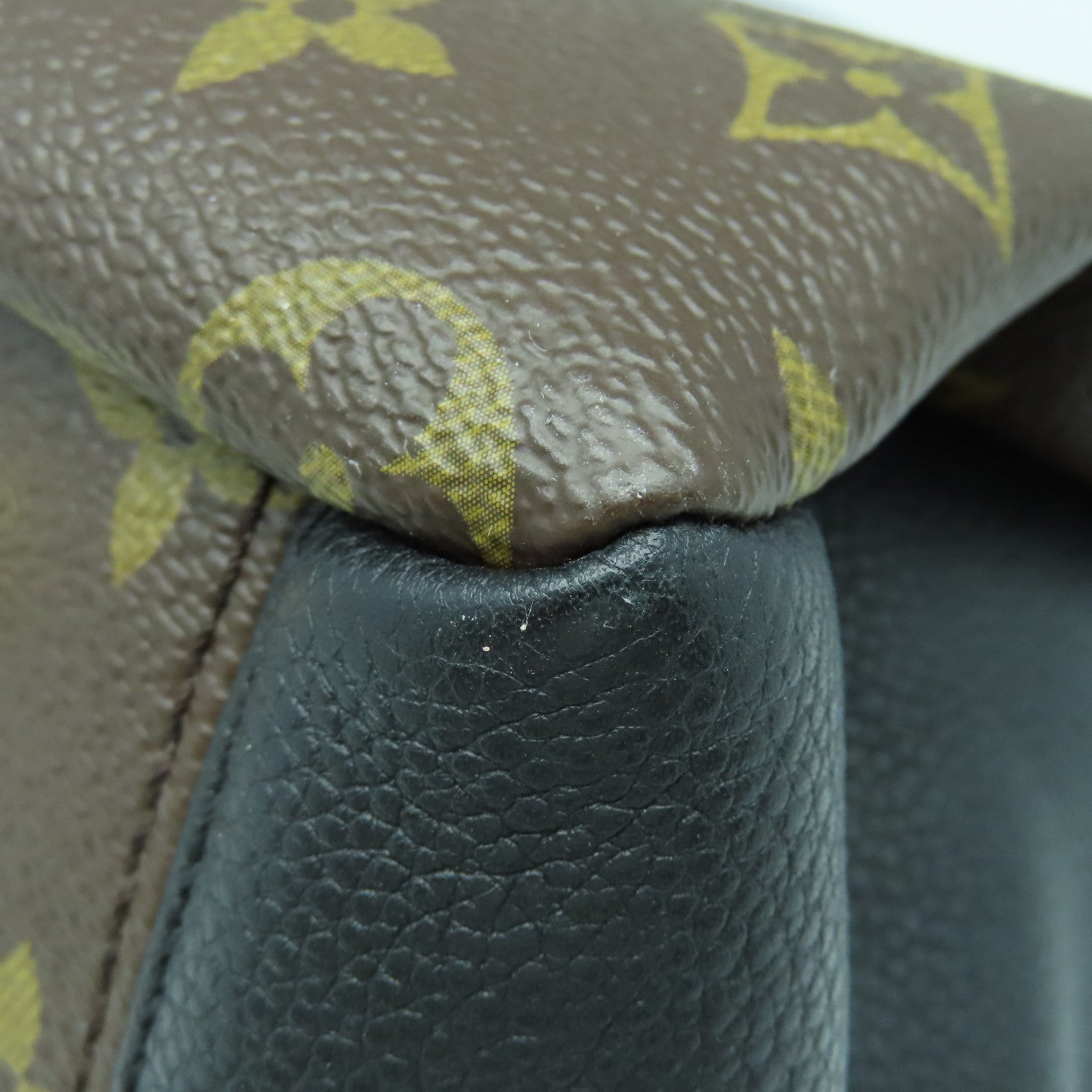 LOUIS VUITTON Monogram Pallas金扣手挽肩背两用袋啡色/黑色