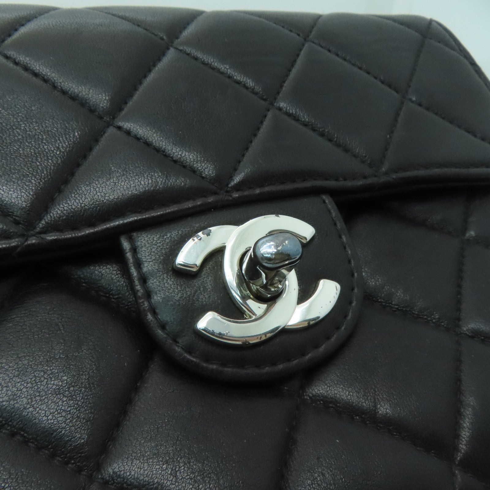 CHANEL 菱格羊皮皮革Handbag銀扣手挽袋黑色