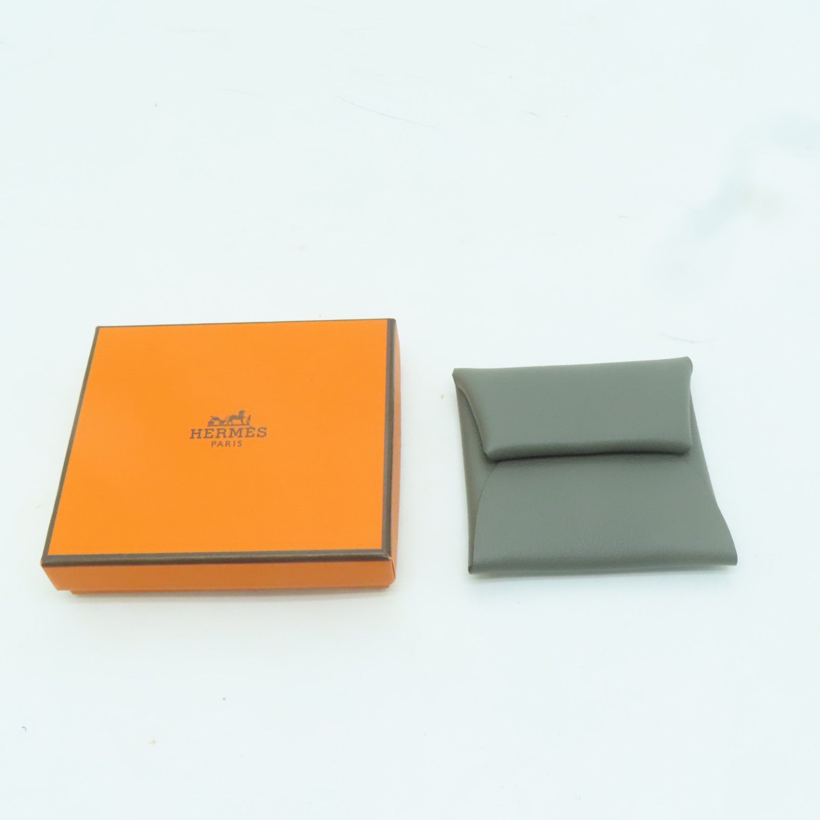 HERMES Chevre皮革Bastia銀扣零錢包灰色
