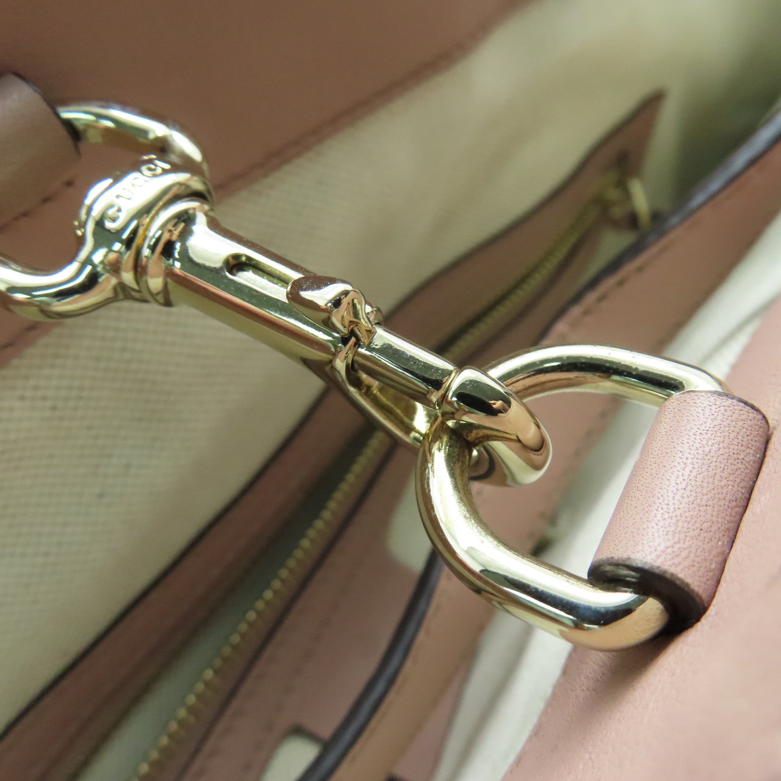 GUCCI 【激減優惠】漆皮皮革Shoulder Bag金扣肩背袋米色