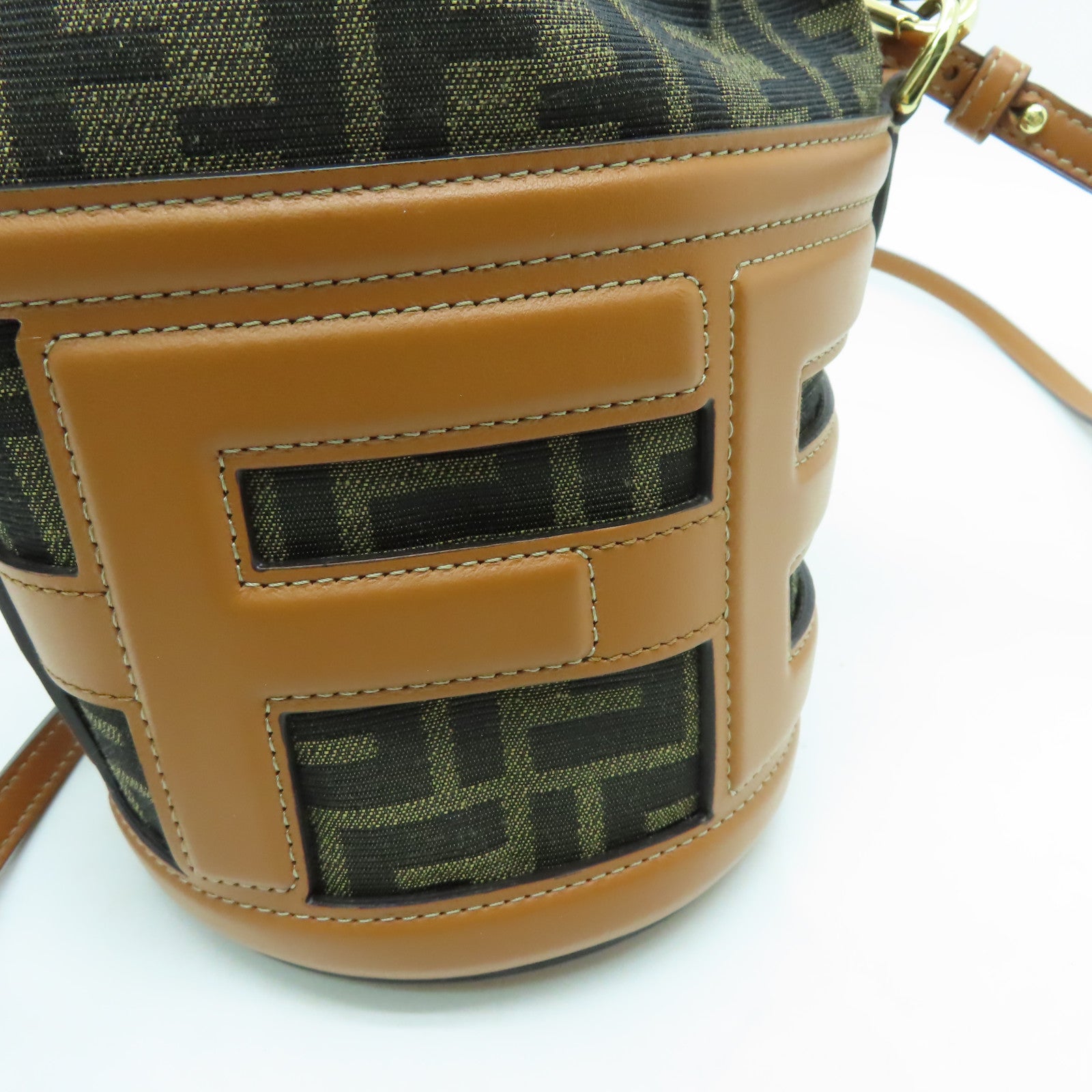 FENDI 帆布Step Out Mini金扣手挽肩背兩用袋棕色
