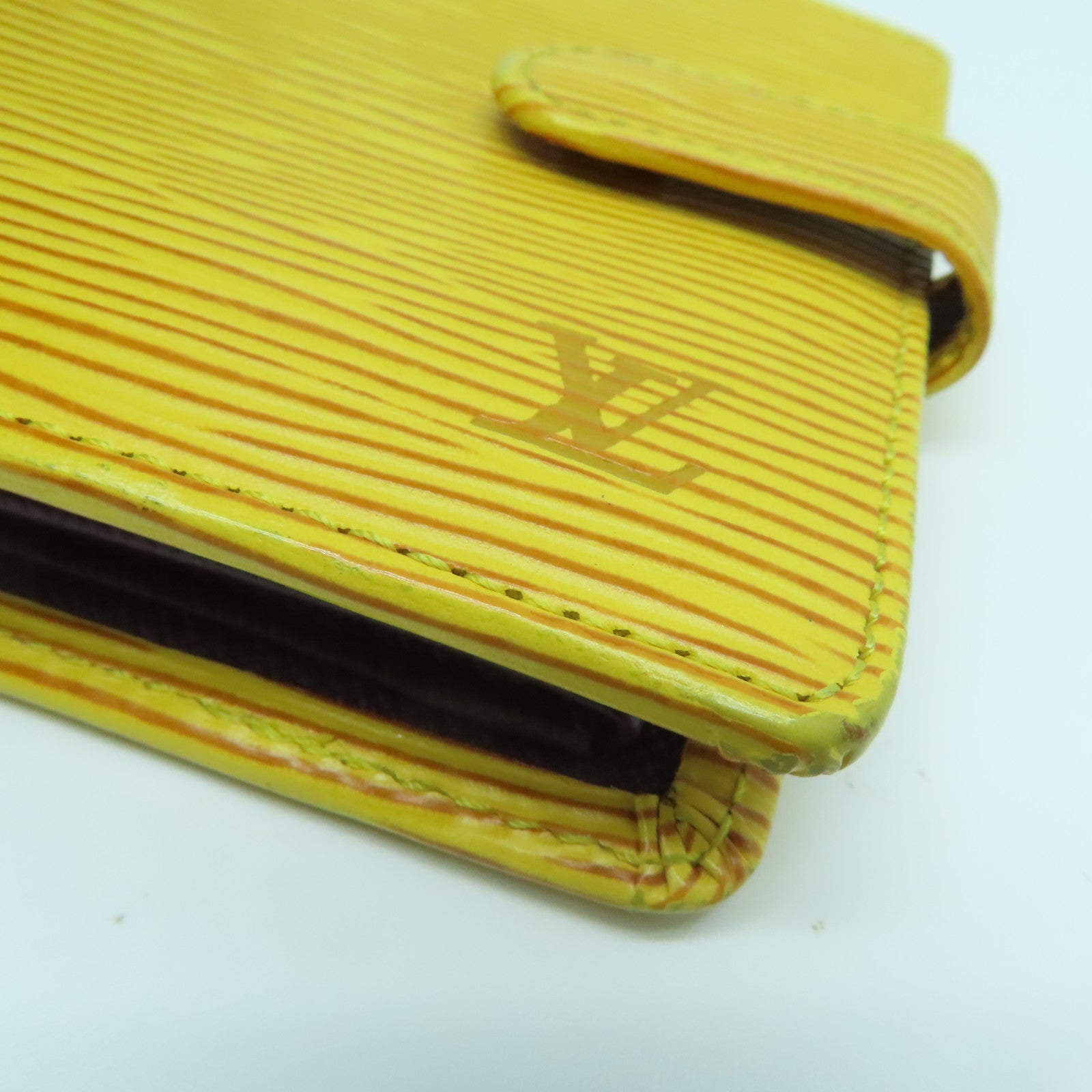 LOUIS VUITTON Epi Porte Billets Gold Buckle Wallet Yellow