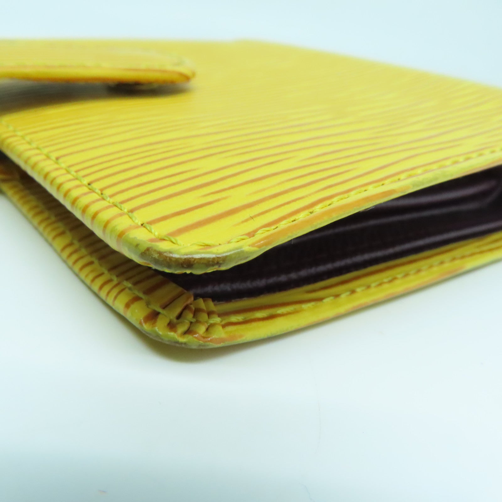 LOUIS VUITTON Epi Porte Billets Gold Buckle Wallet Yellow