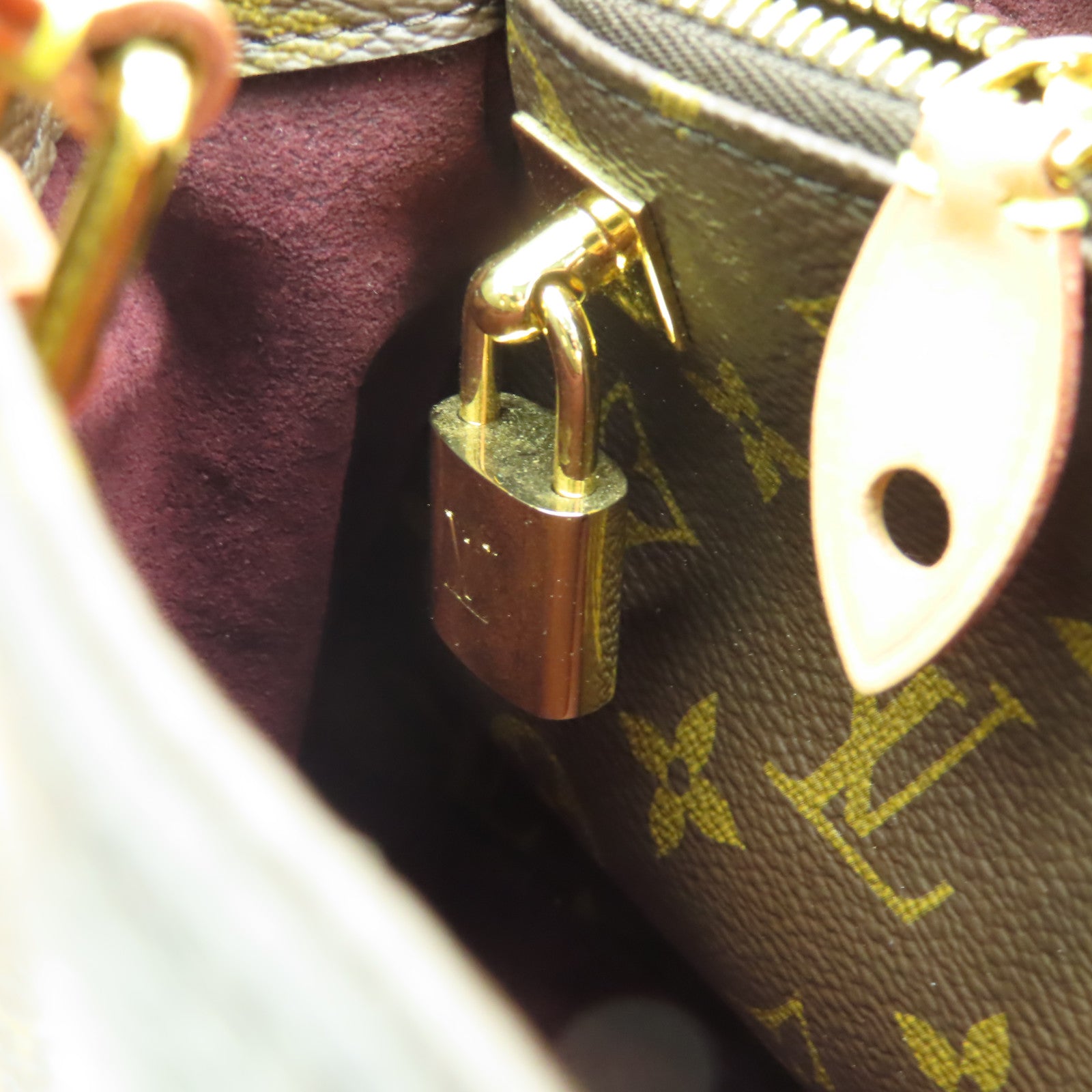 LOUIS VUITTON Monogram Montaigne BB金扣手挽肩背兩用袋啡色