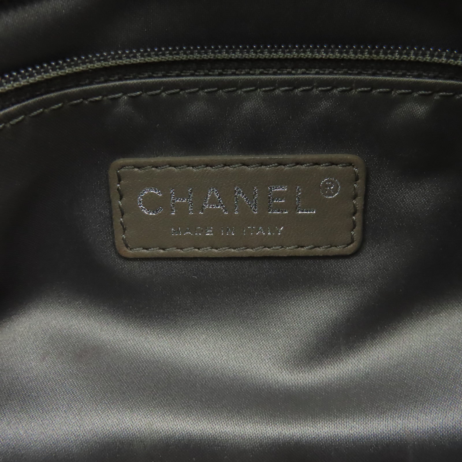 CHANEL 牛皮皮革Chain Shoulder Bag銀扣鏈帶肩背袋黑色