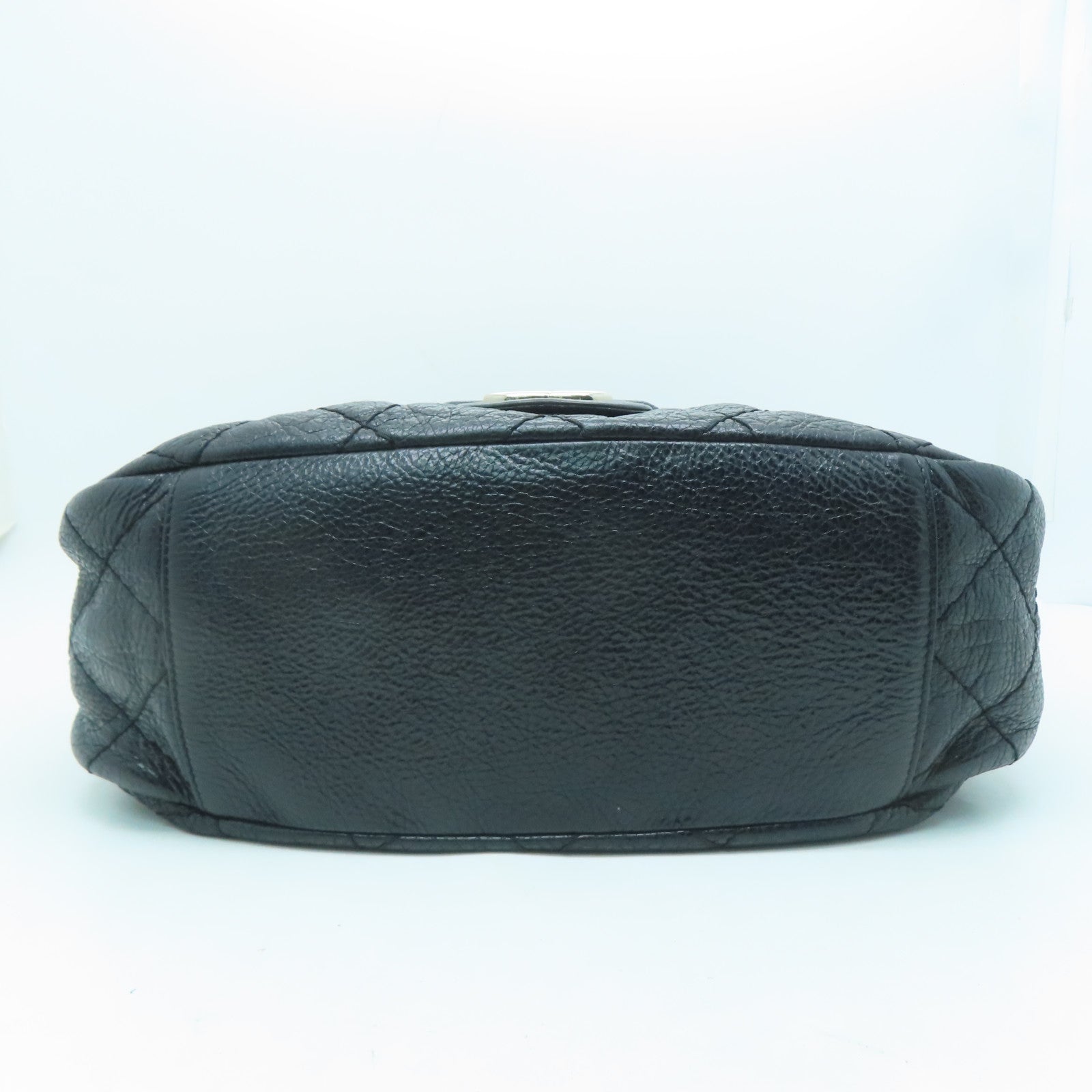 CHANEL 菱格牛皮皮革Shoulder Bag銀扣肩背袋黑色