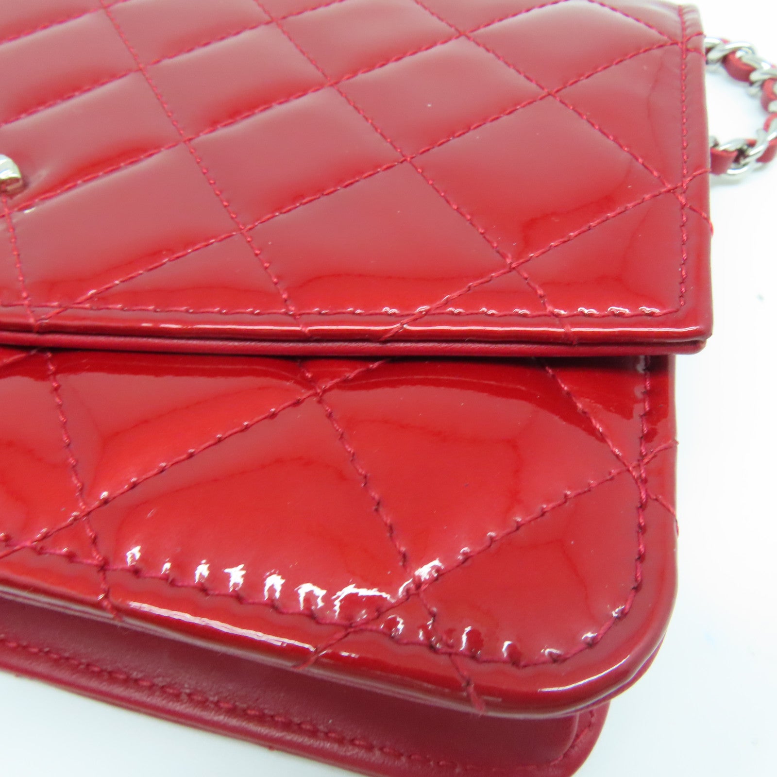 CHANEL Rhombus Patent Leather Wallet on Chain Shoulder Bag Red