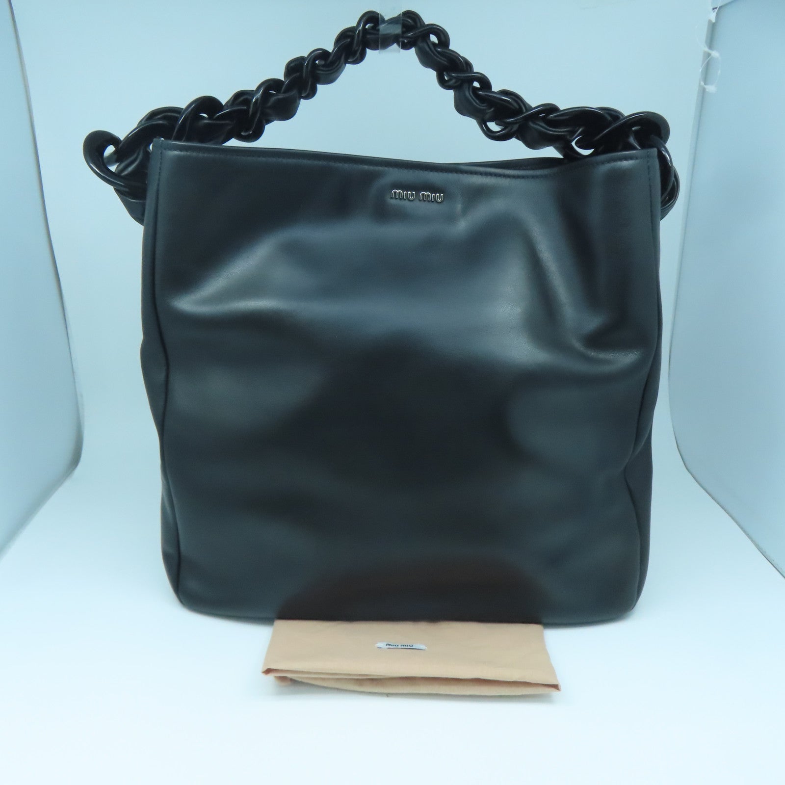 Miu Miu 【激減優惠】羊皮皮革Shoulder Bag銀扣肩背袋黑色