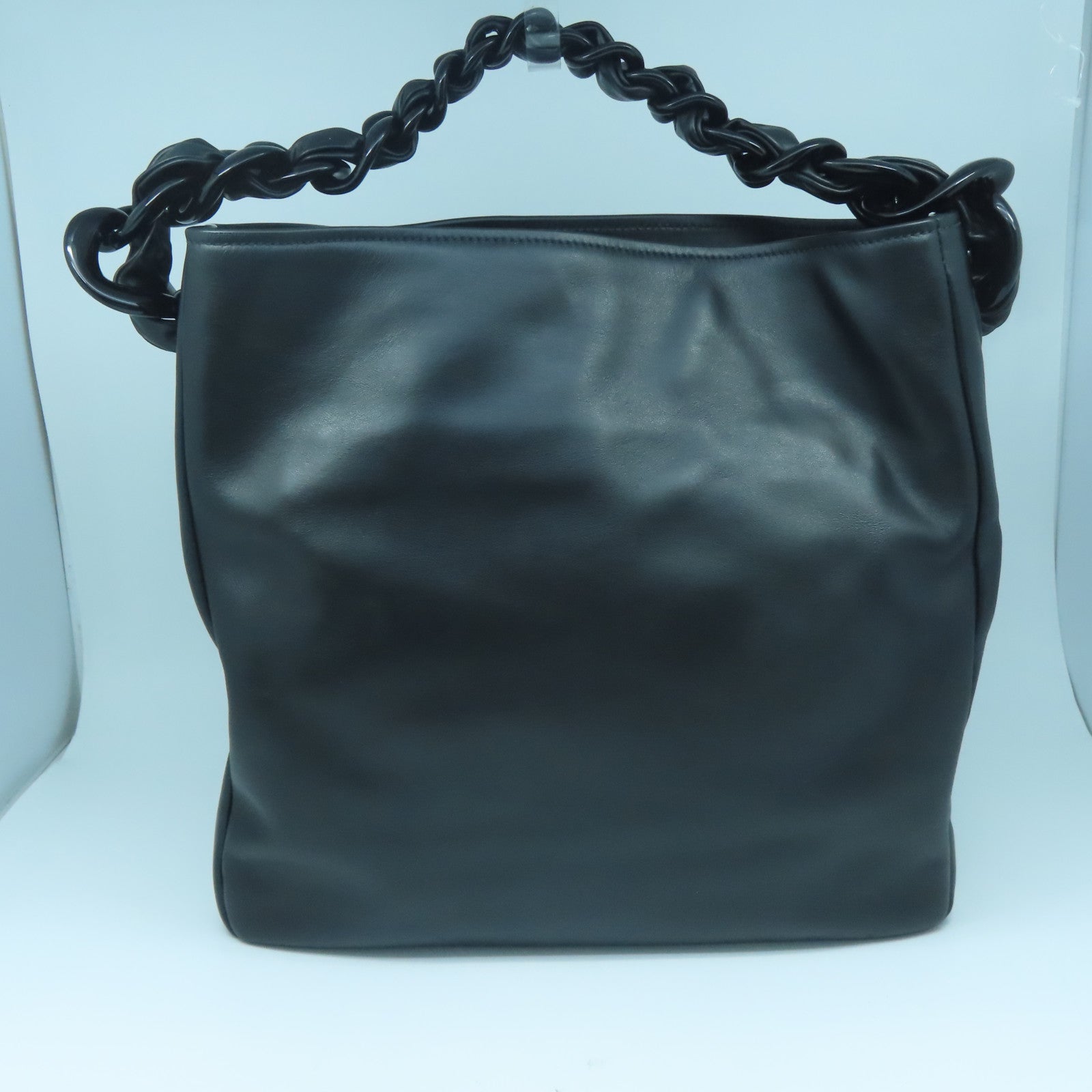Miu Miu 【激減優惠】羊皮皮革Shoulder Bag銀扣肩背袋黑色