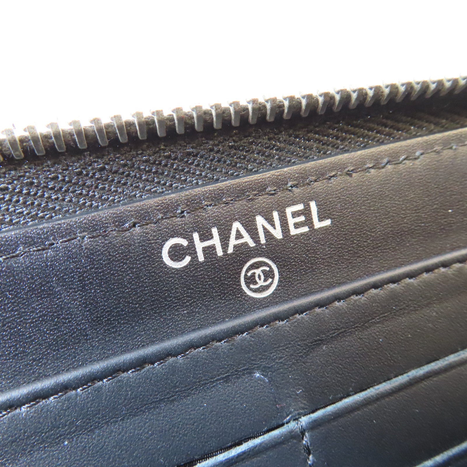 CHANEL 菱格漆皮皮革Long Wallet銀扣長錢包黑色