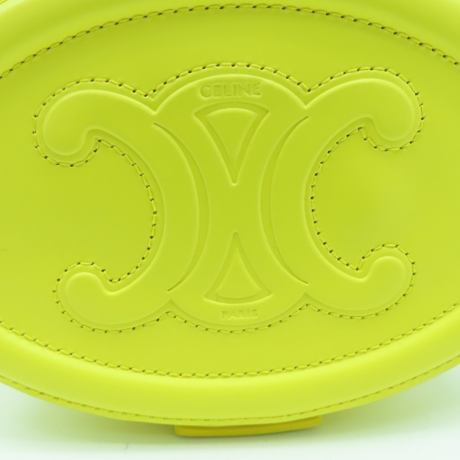 CELINE 牛皮皮革Cuir Triomphe Oval Minaudiere手挽袋黃色