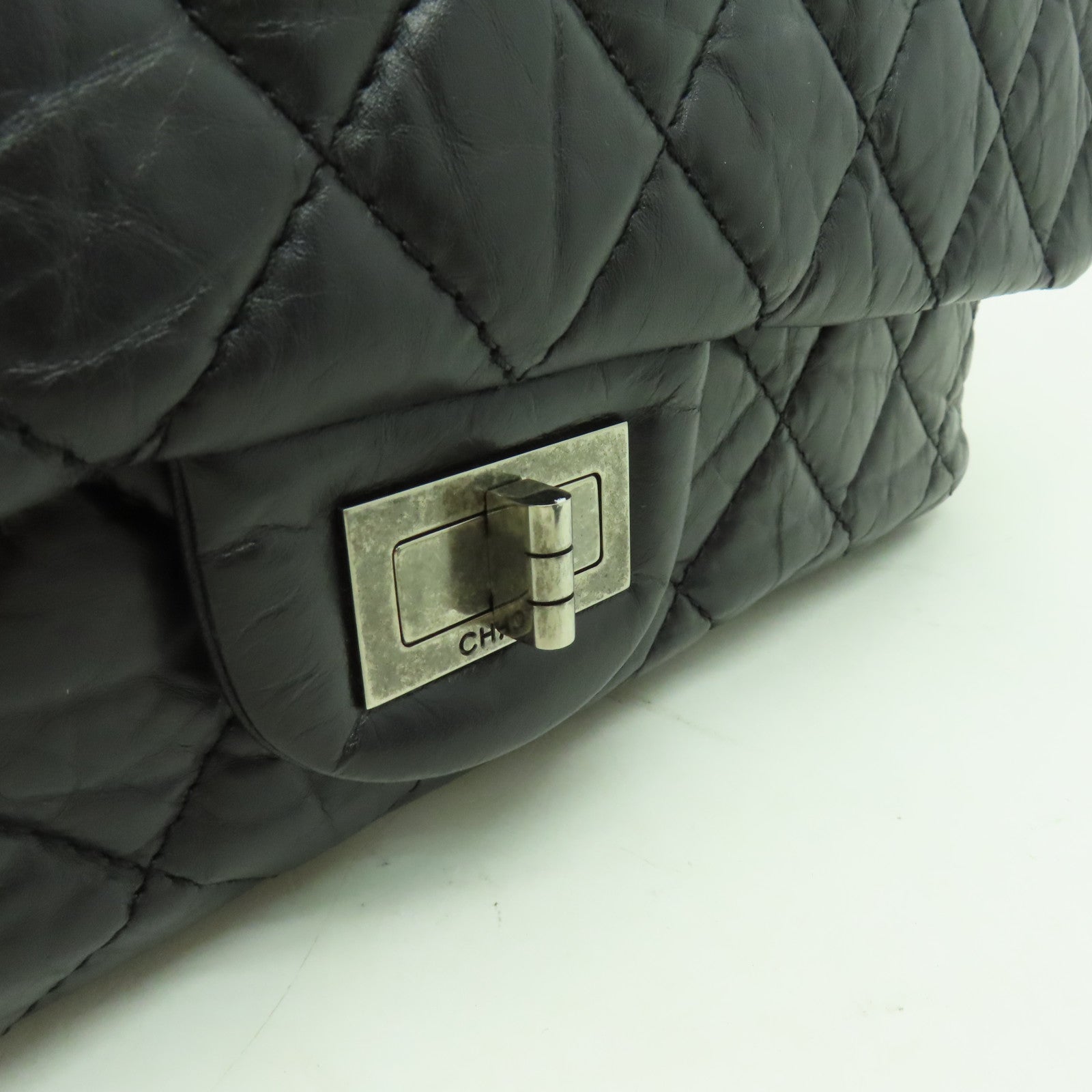 CHANEL Aged Calf皮革2.55銀扣鏈帶肩背袋黒色