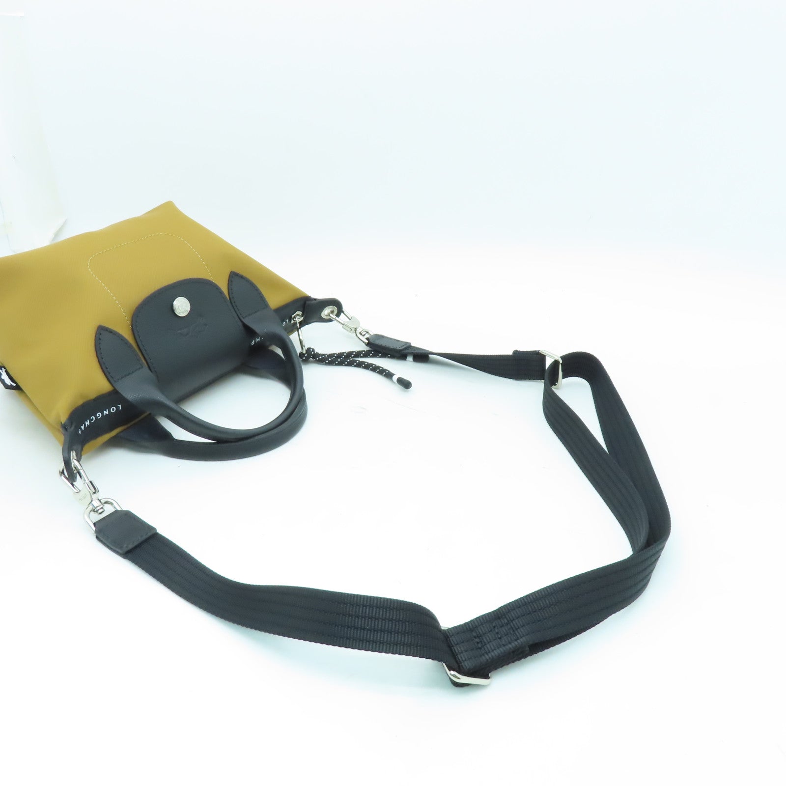 Longchamp 尼龍２Way Shoulder銀扣手挽肩背兩用袋卡其色/黑色