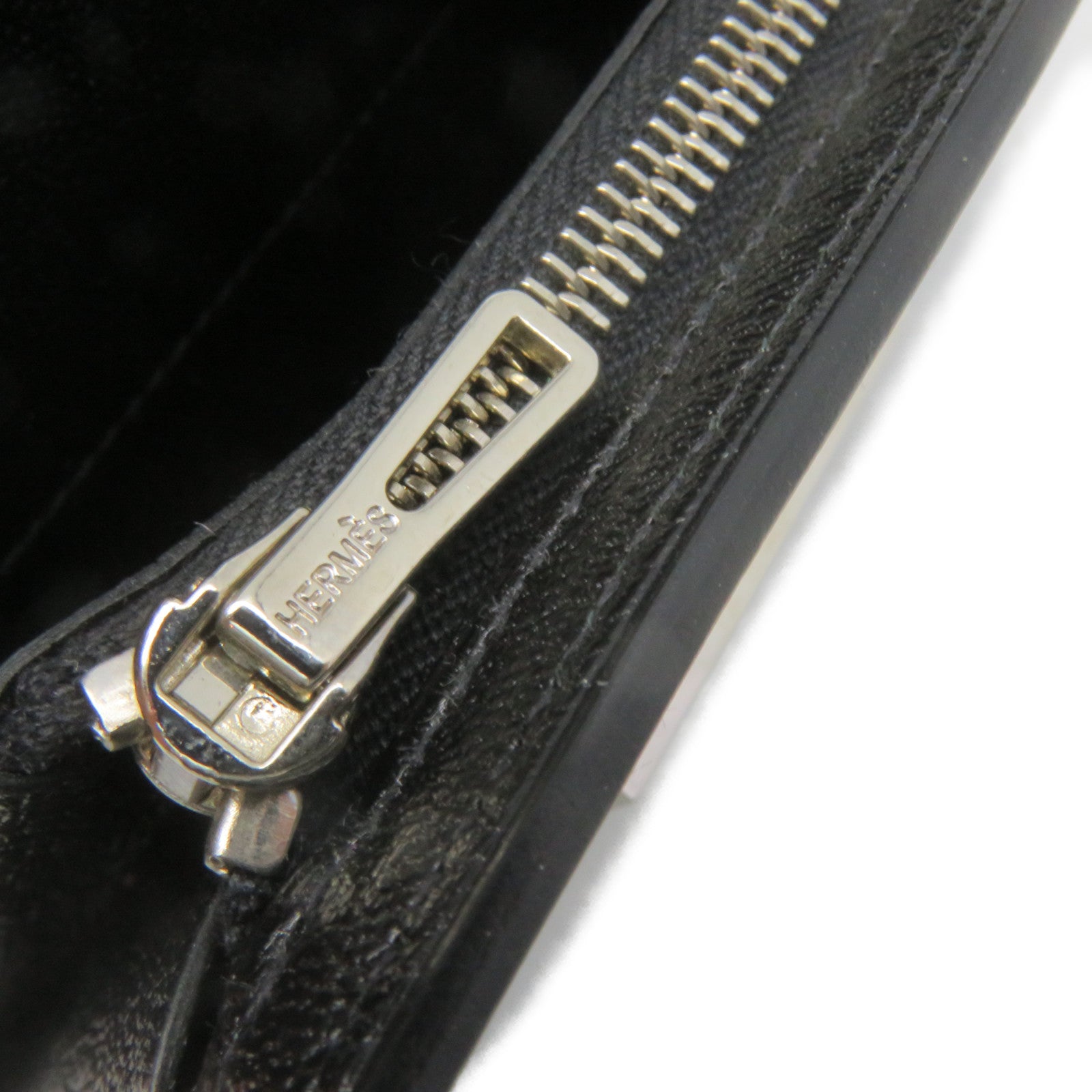 HERMES Chevre皮革Cinhetic Mini Shoulder Wallet肩背钱包Blakc黑色