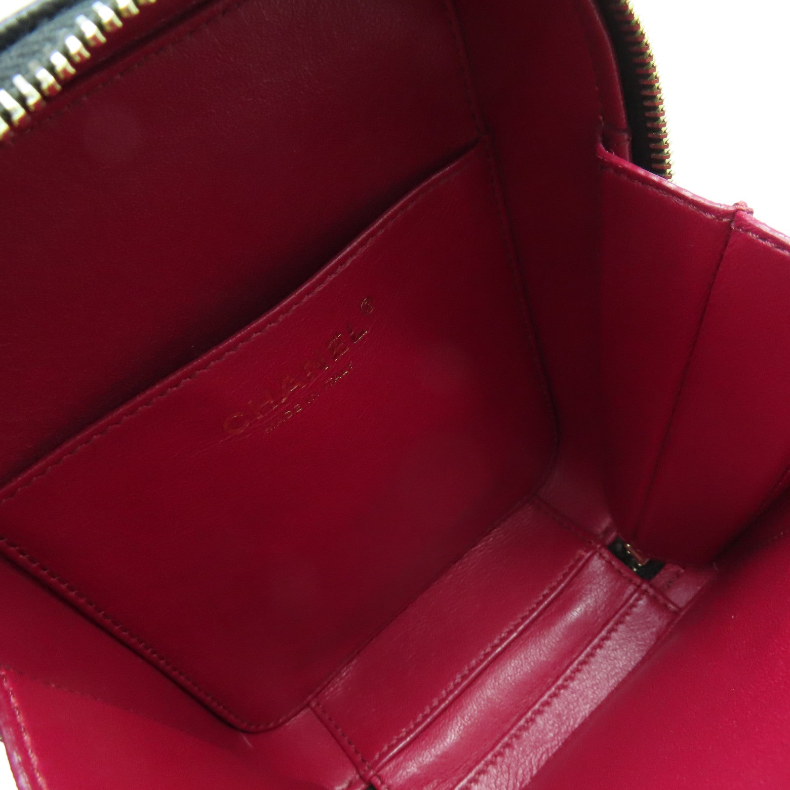 CHANEL 菱格Caviar皮革Chain Shoulder金扣手挽肩背兩用袋黑色