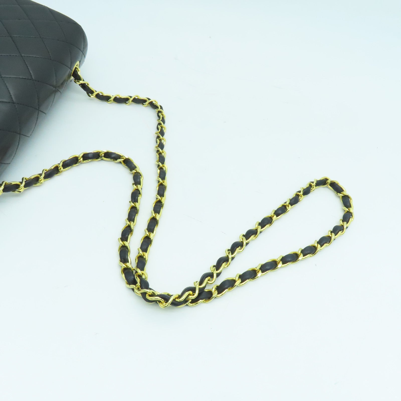 CHANEL 【激減優惠】菱格羊皮皮革Chain Shoulder金扣肩背袋黑色