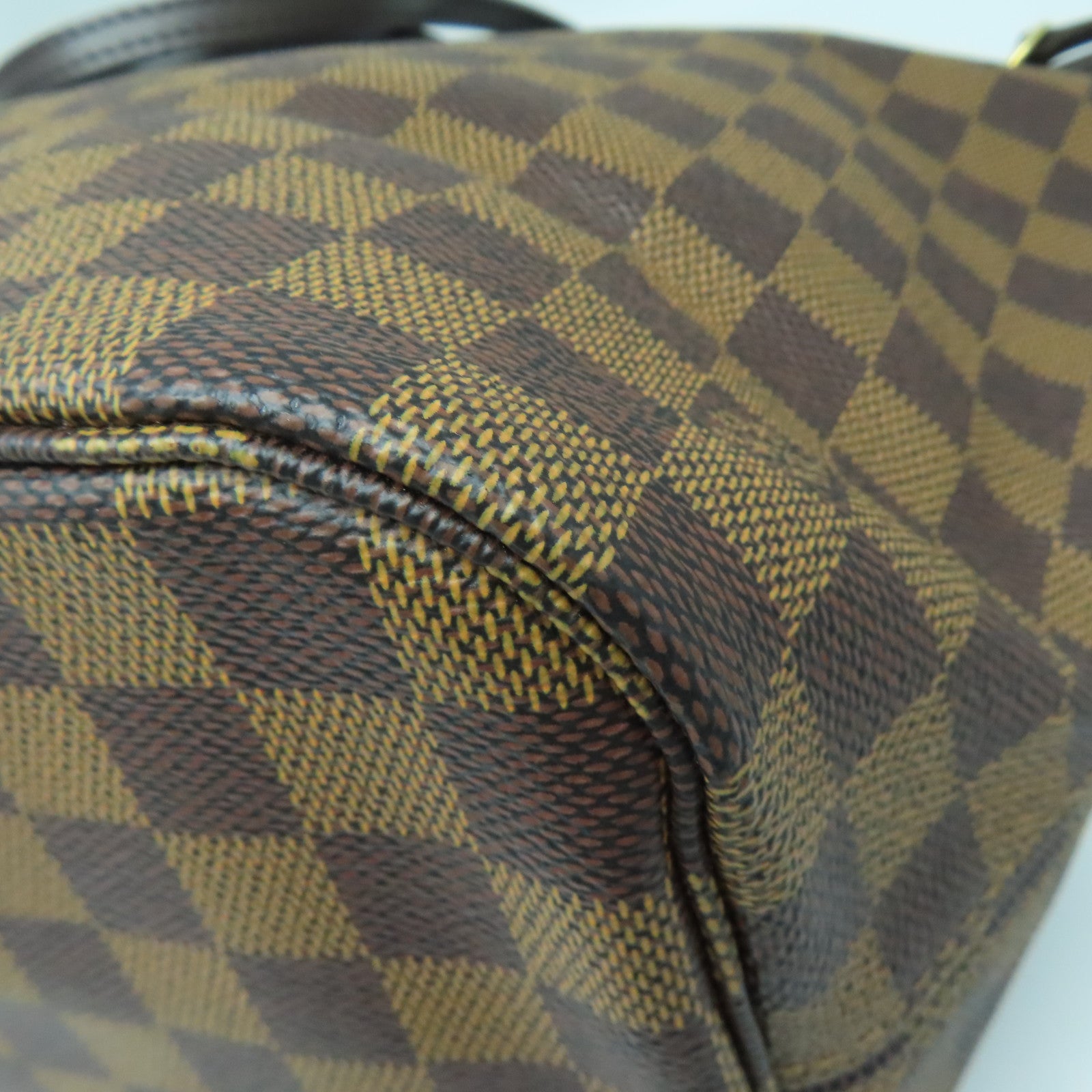 LOUIS VUITTON Damier Neverfull MM金扣手挽袋棕色