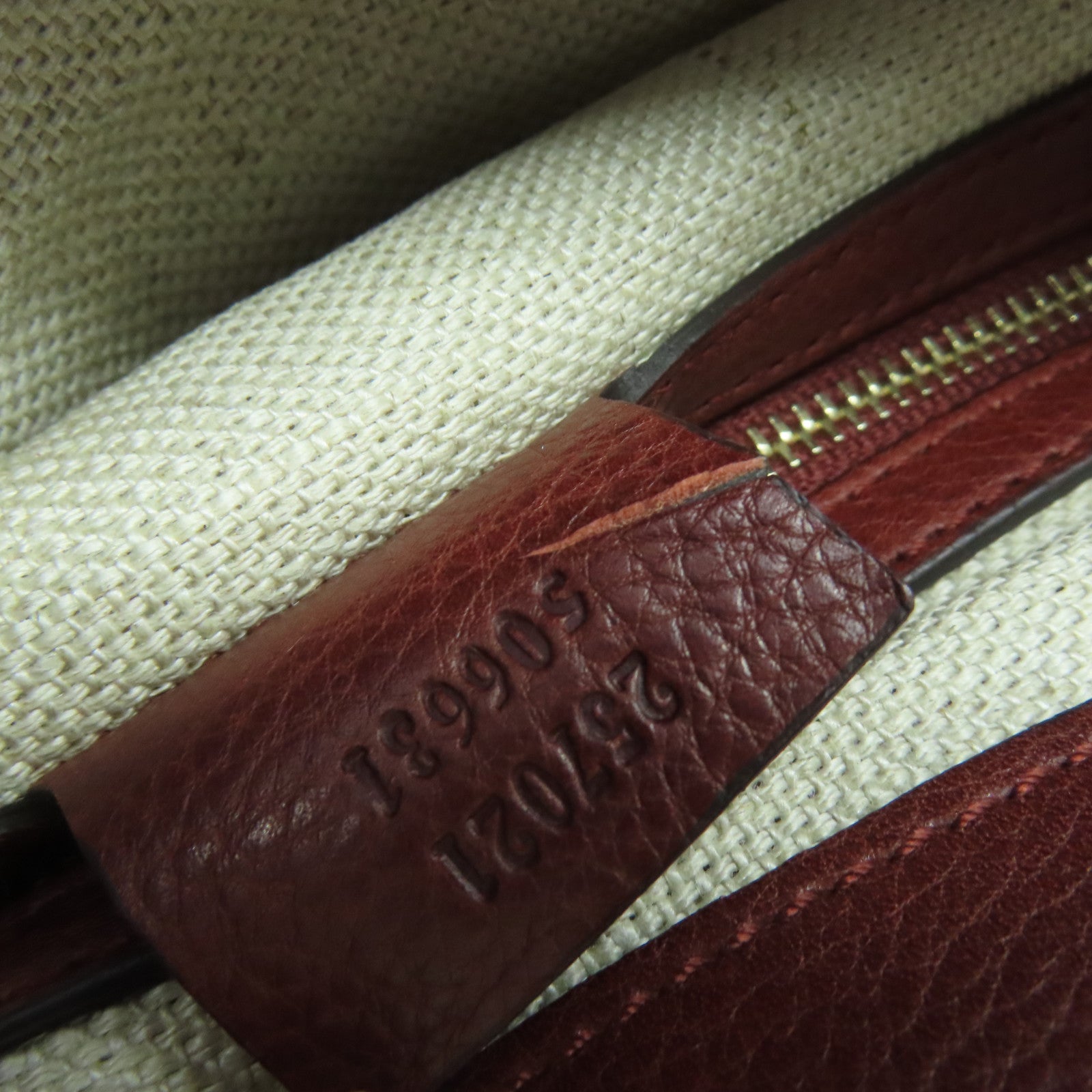 GUCCI 帆布/皮革Shoulder Bag金扣肩背袋紅色